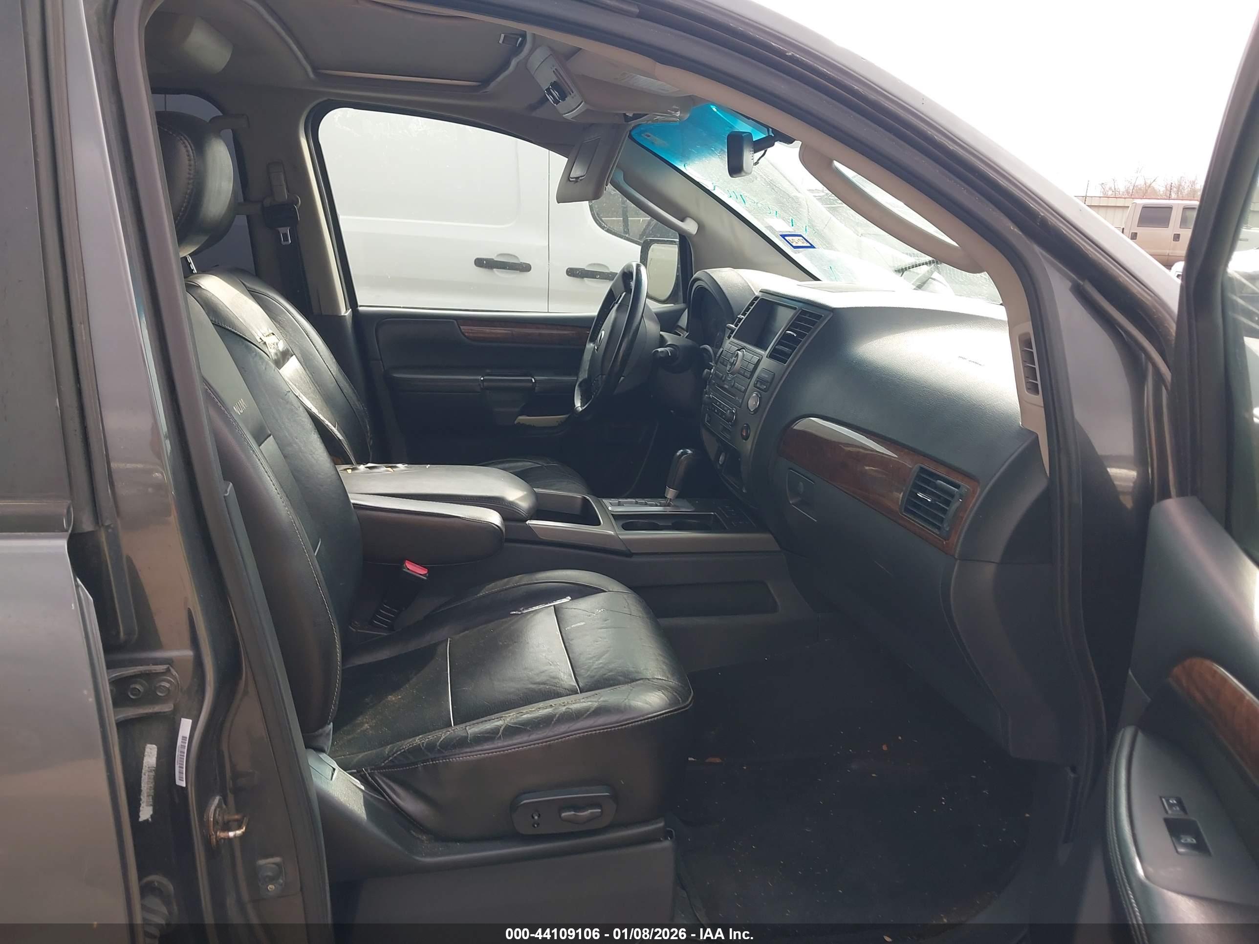 NISSAN ARMADA image 5