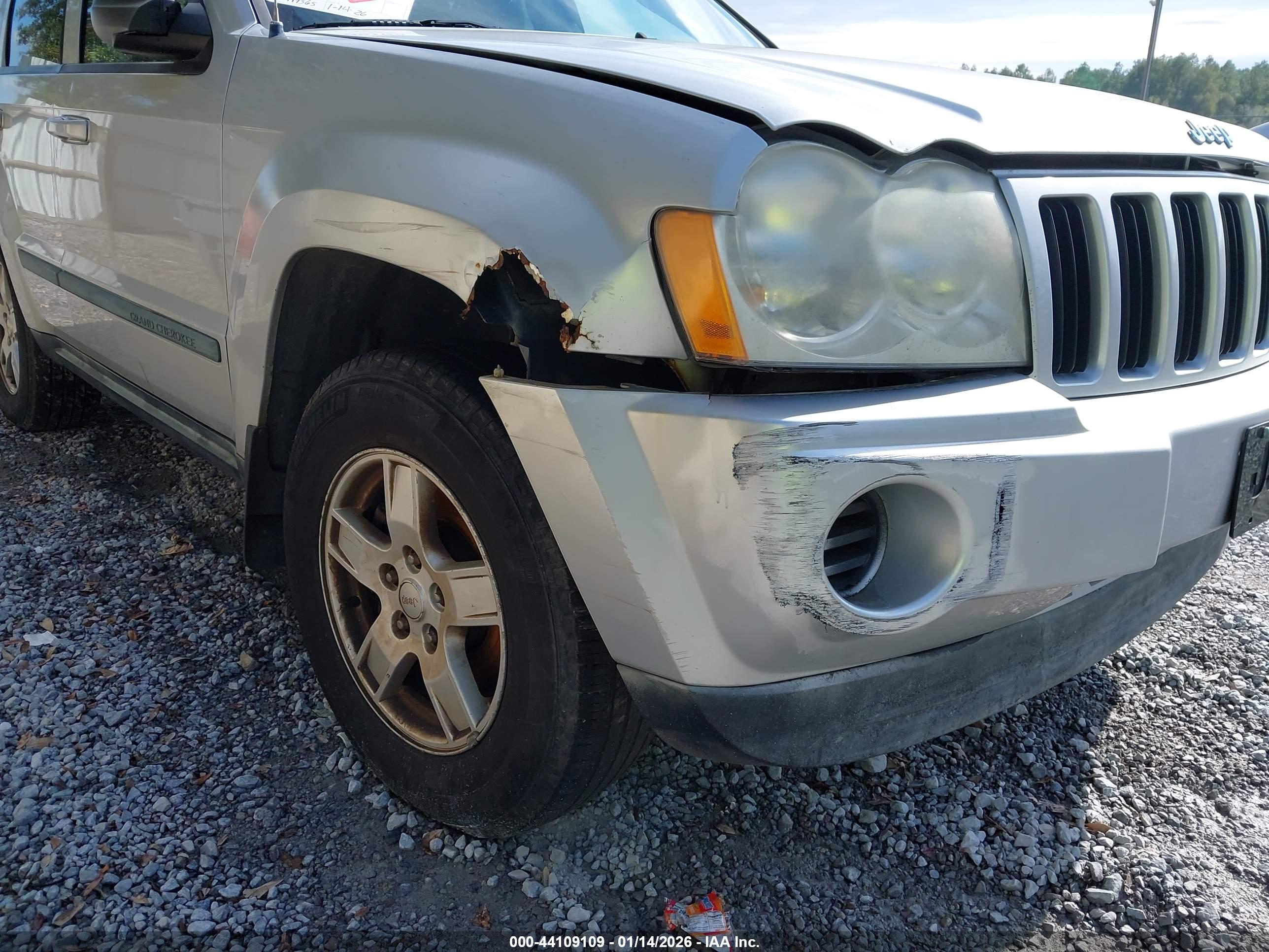 JEEP GRAND image 6