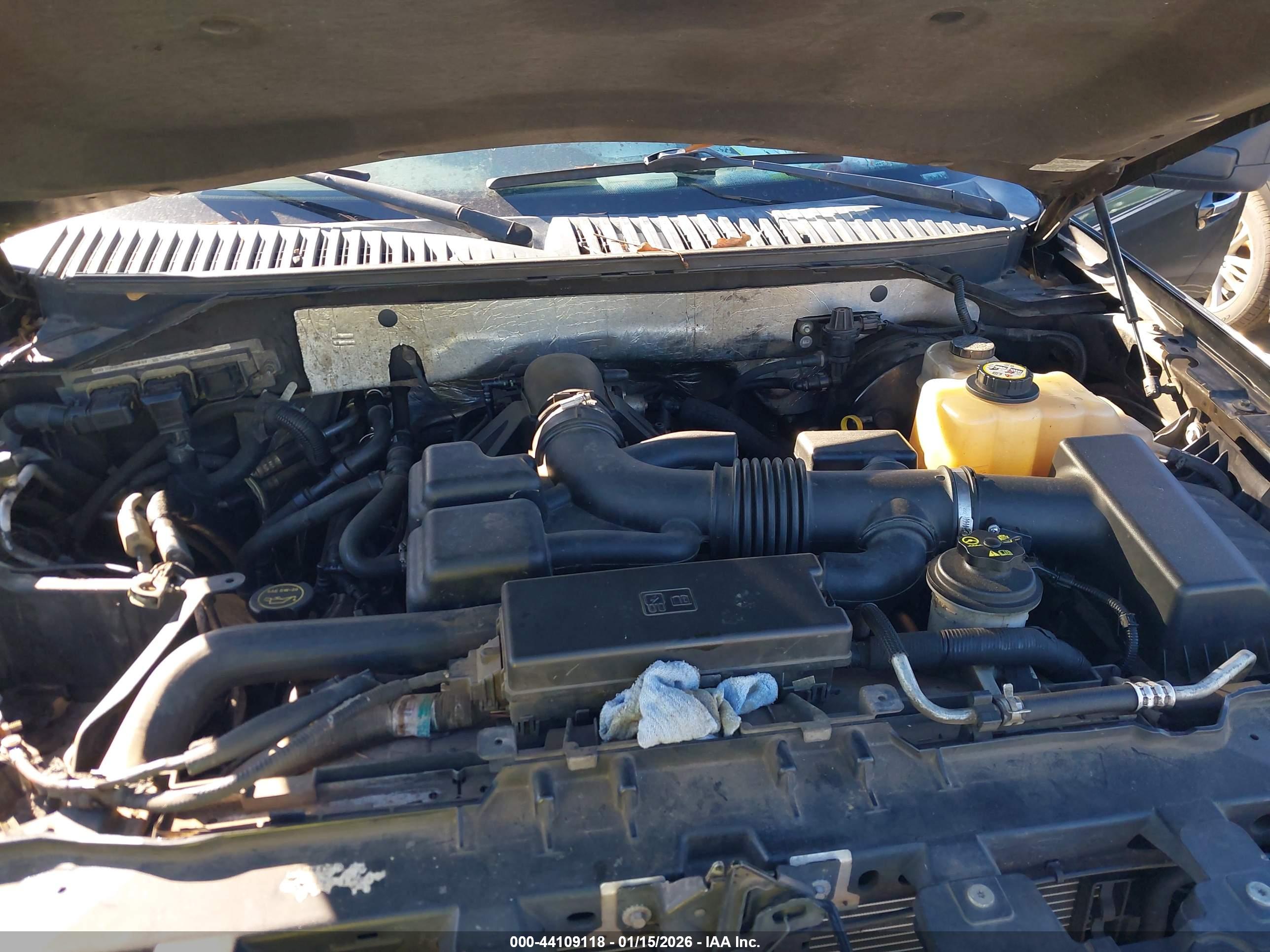 FORD EXPEDITION image 10