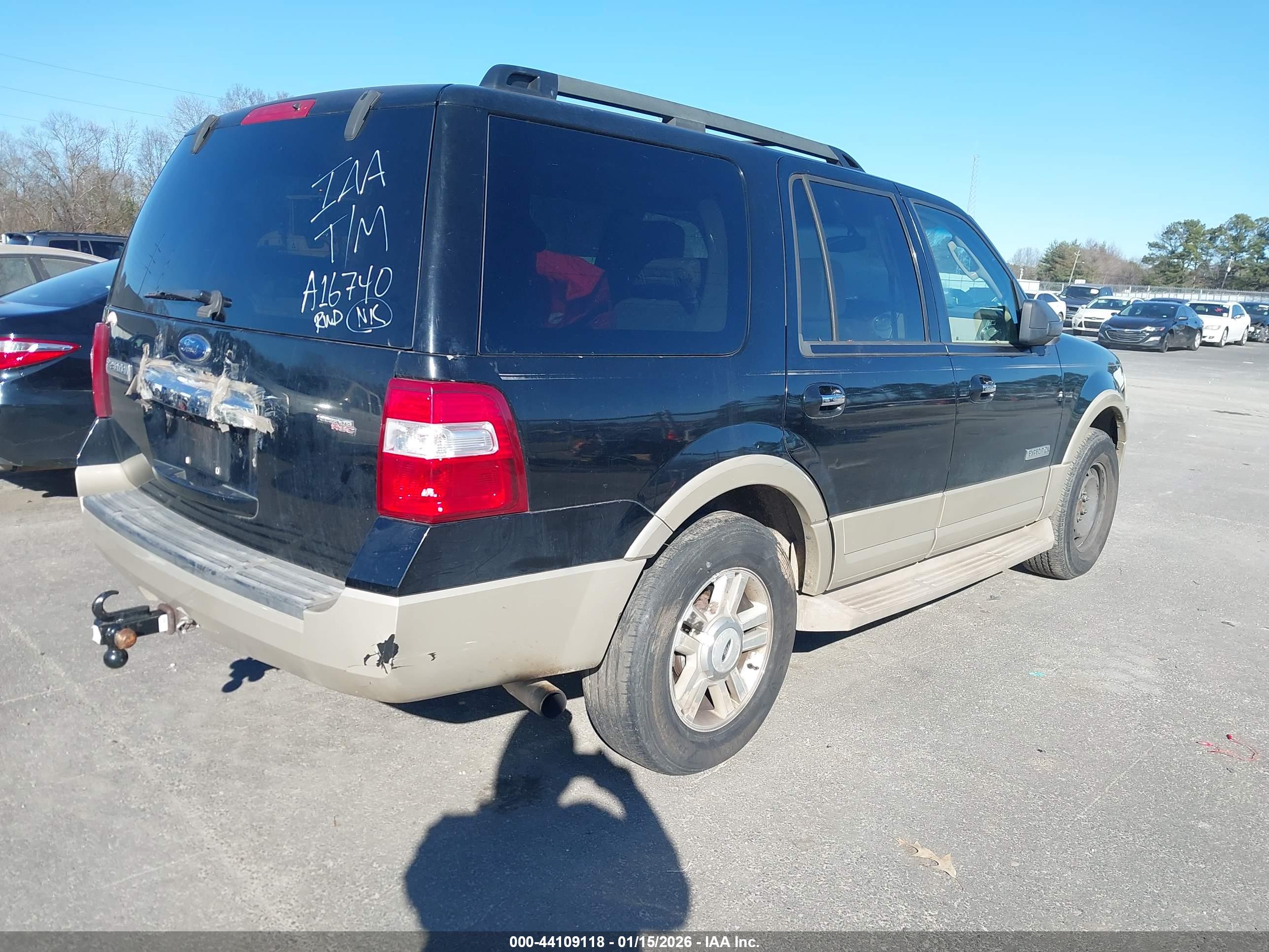 FORD EXPEDITION image 4