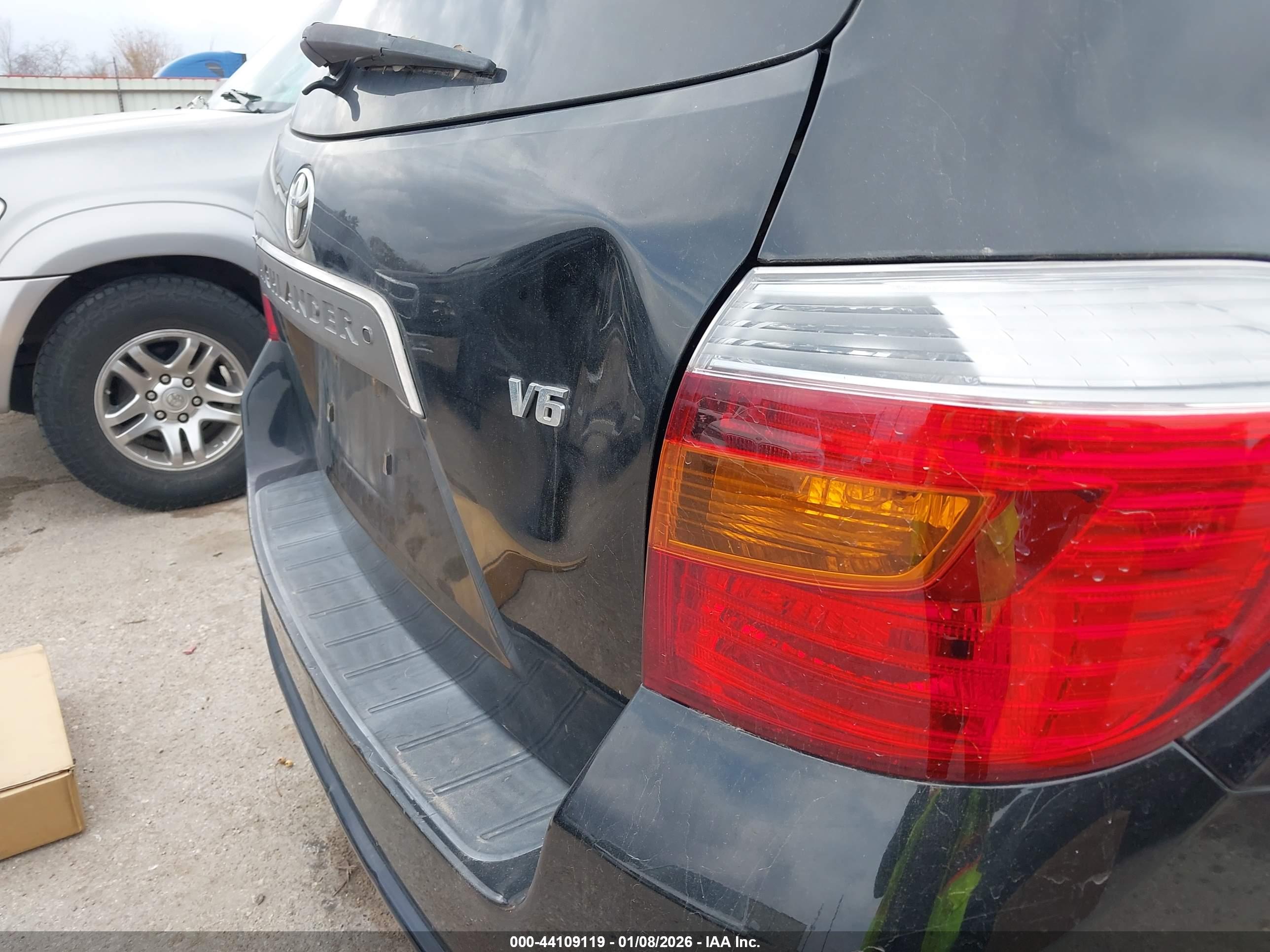 TOYOTA HIGHLANDER image 6