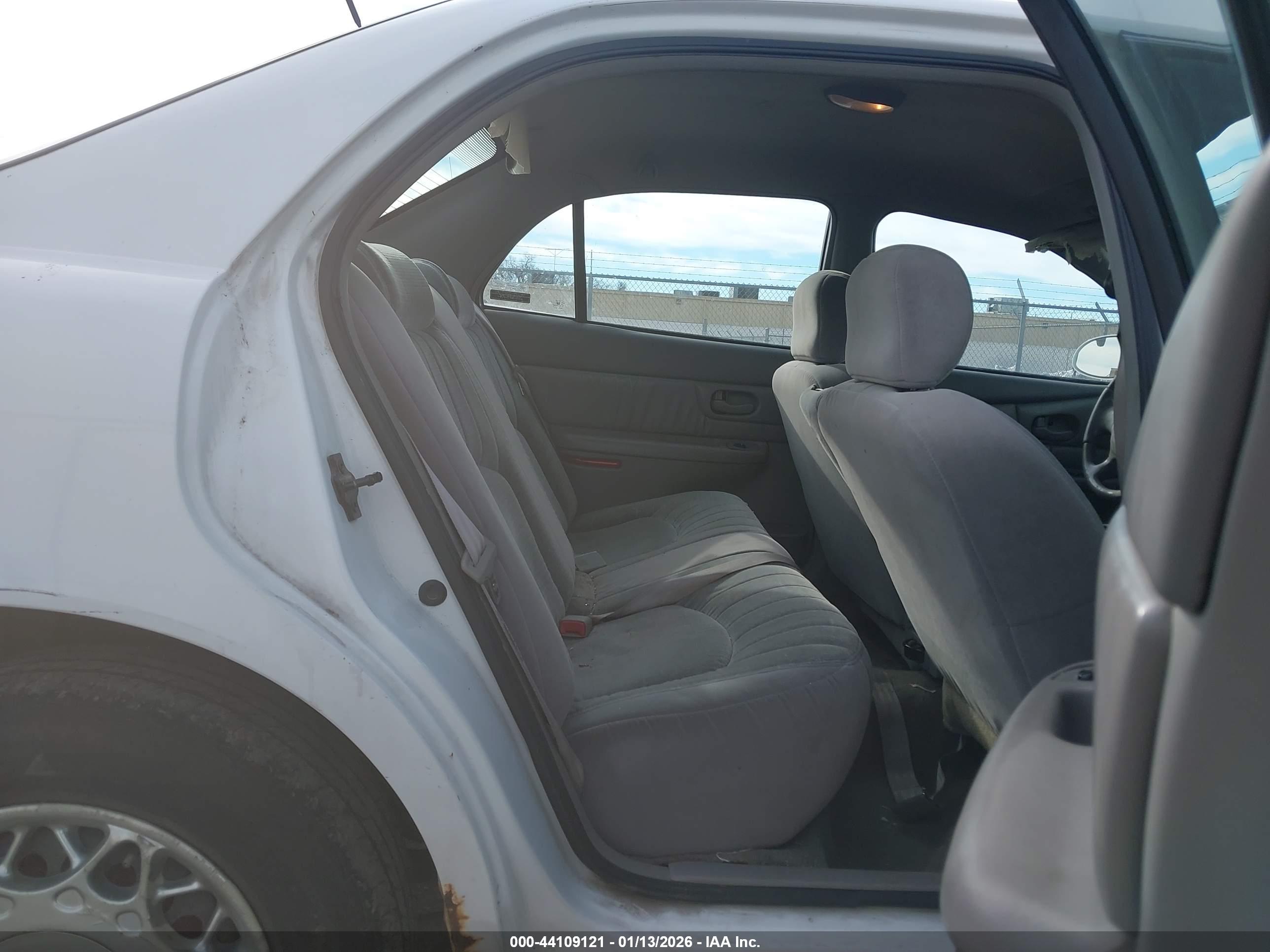 BUICK CENTURY image 8