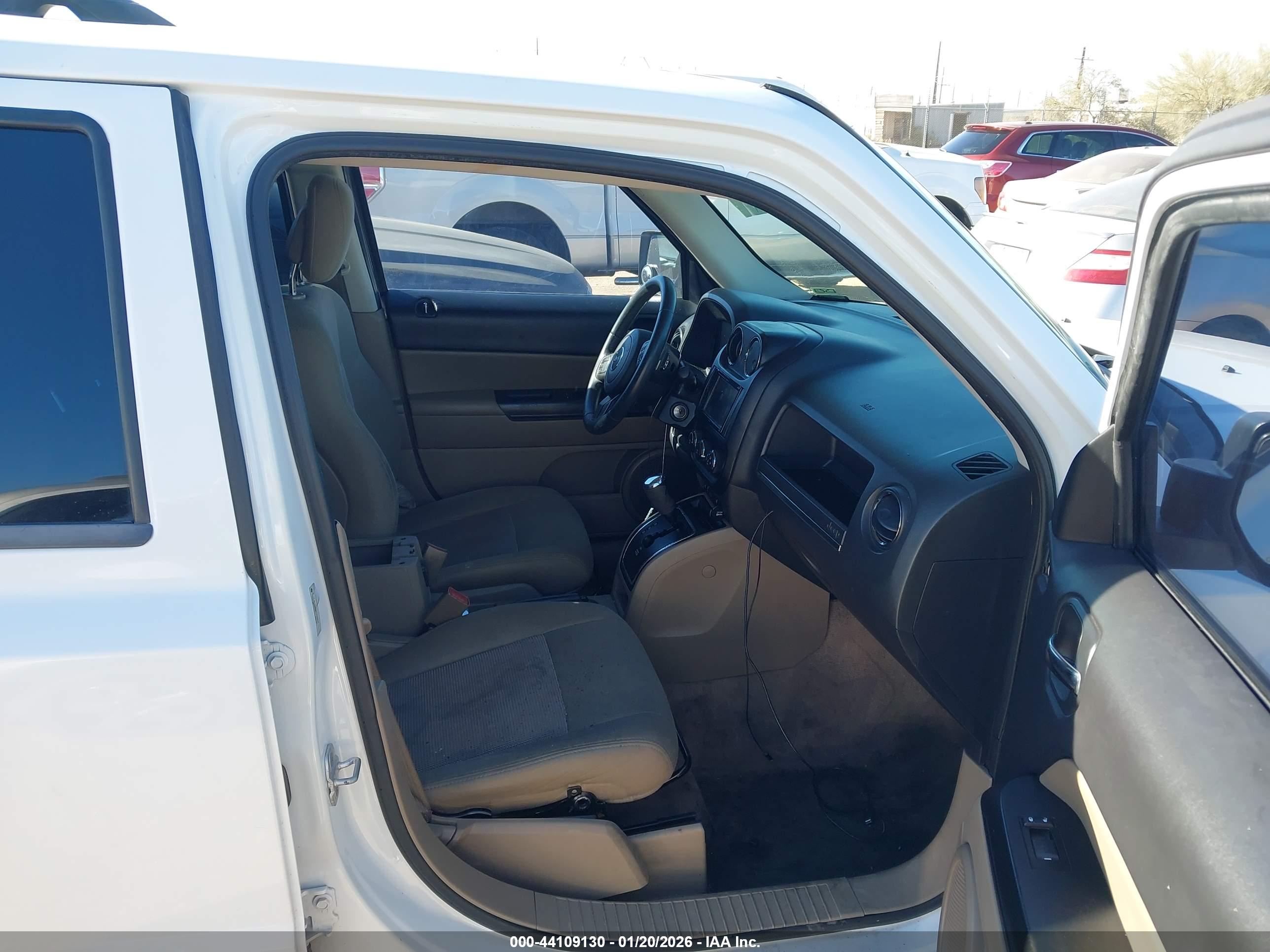 JEEP PATRIOT image 5