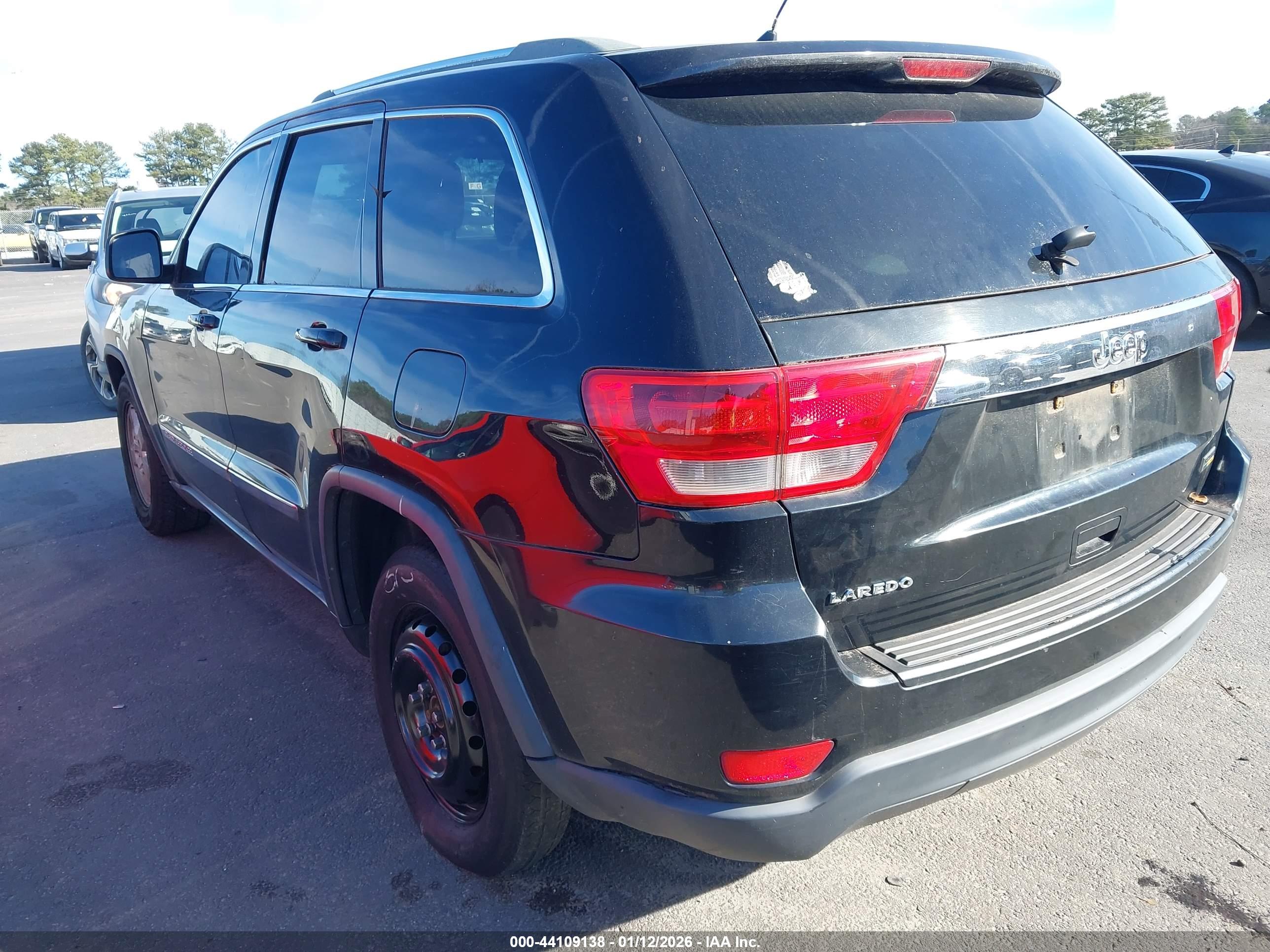 JEEP GRAND image 3