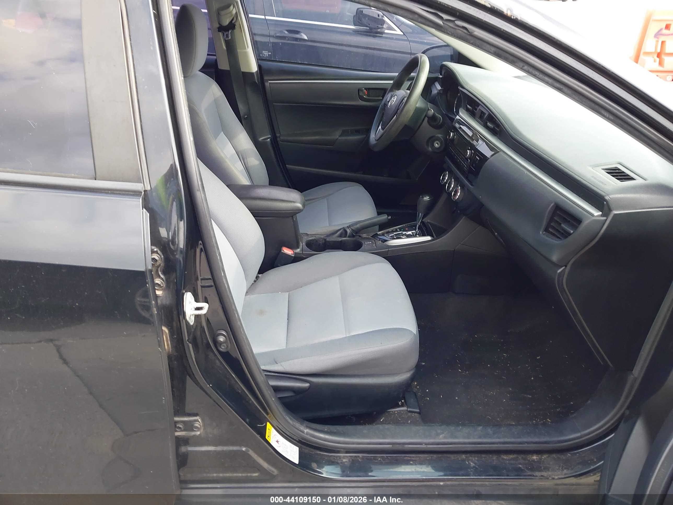 TOYOTA COROLLA image 5