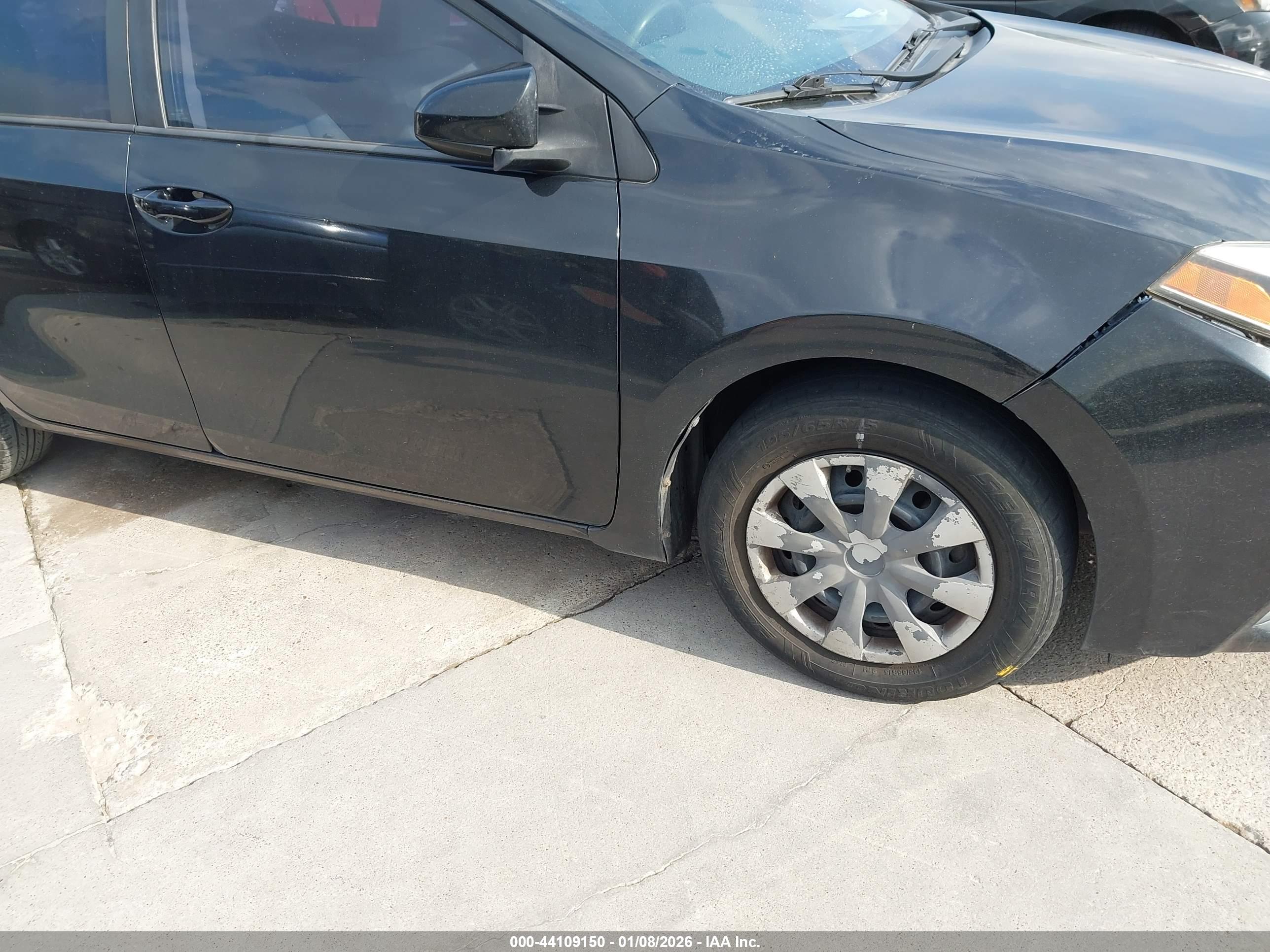TOYOTA COROLLA image 6