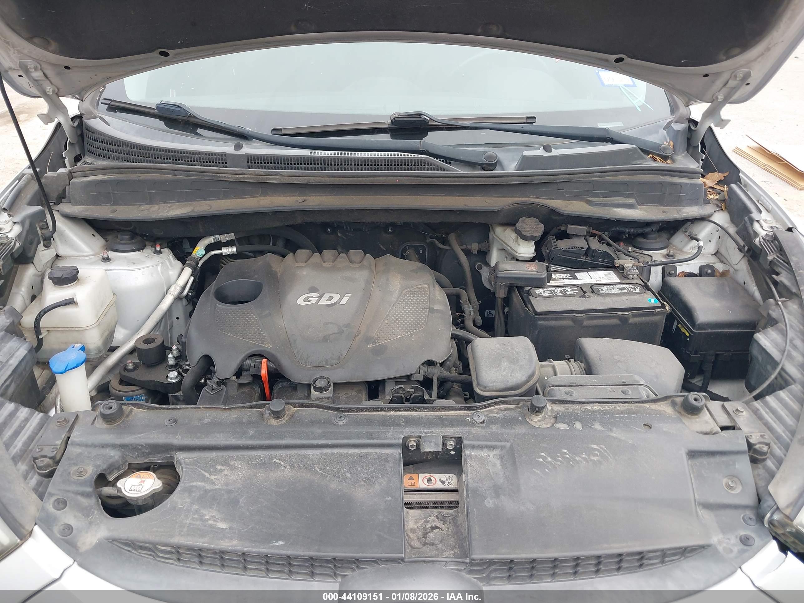 HYUNDAI TUCSON image 10