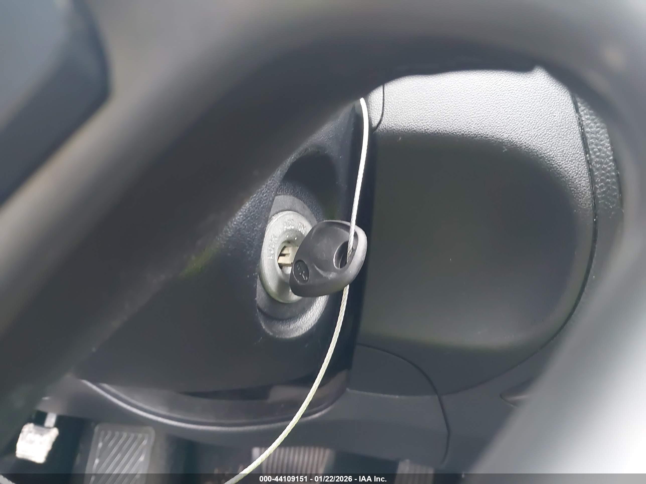 HYUNDAI TUCSON image 11