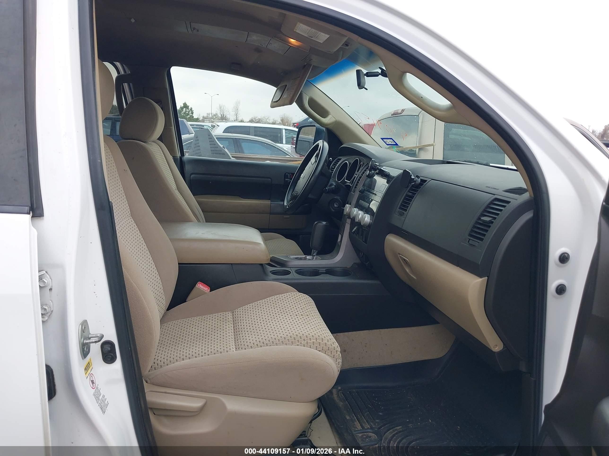 TOYOTA TUNDRA image 5