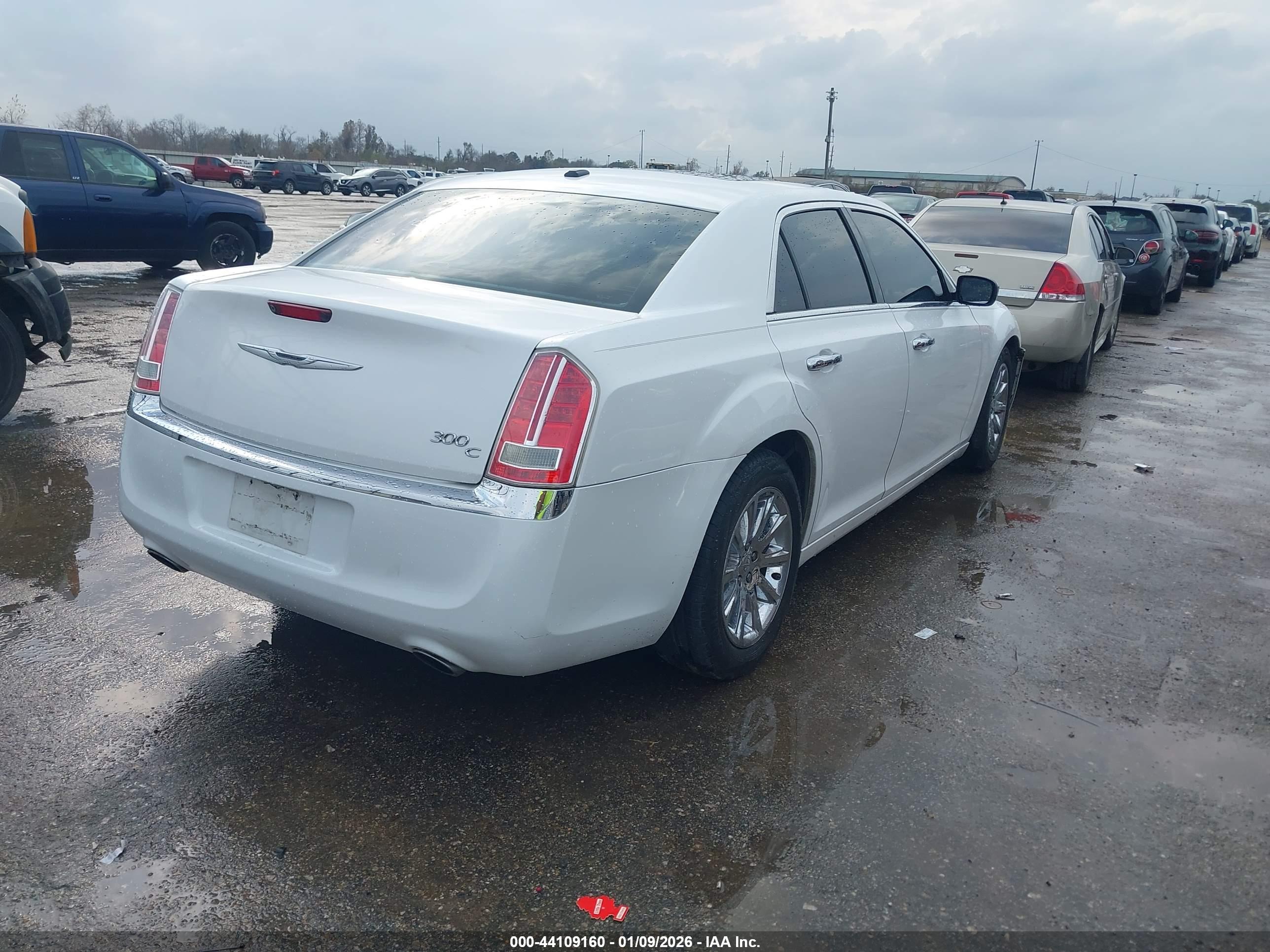 CHRYSLER 300C image 4