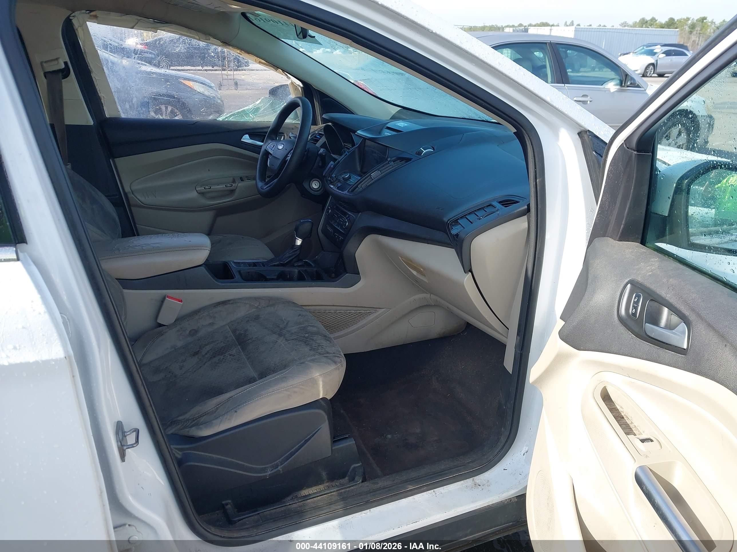 FORD ESCAPE image 5