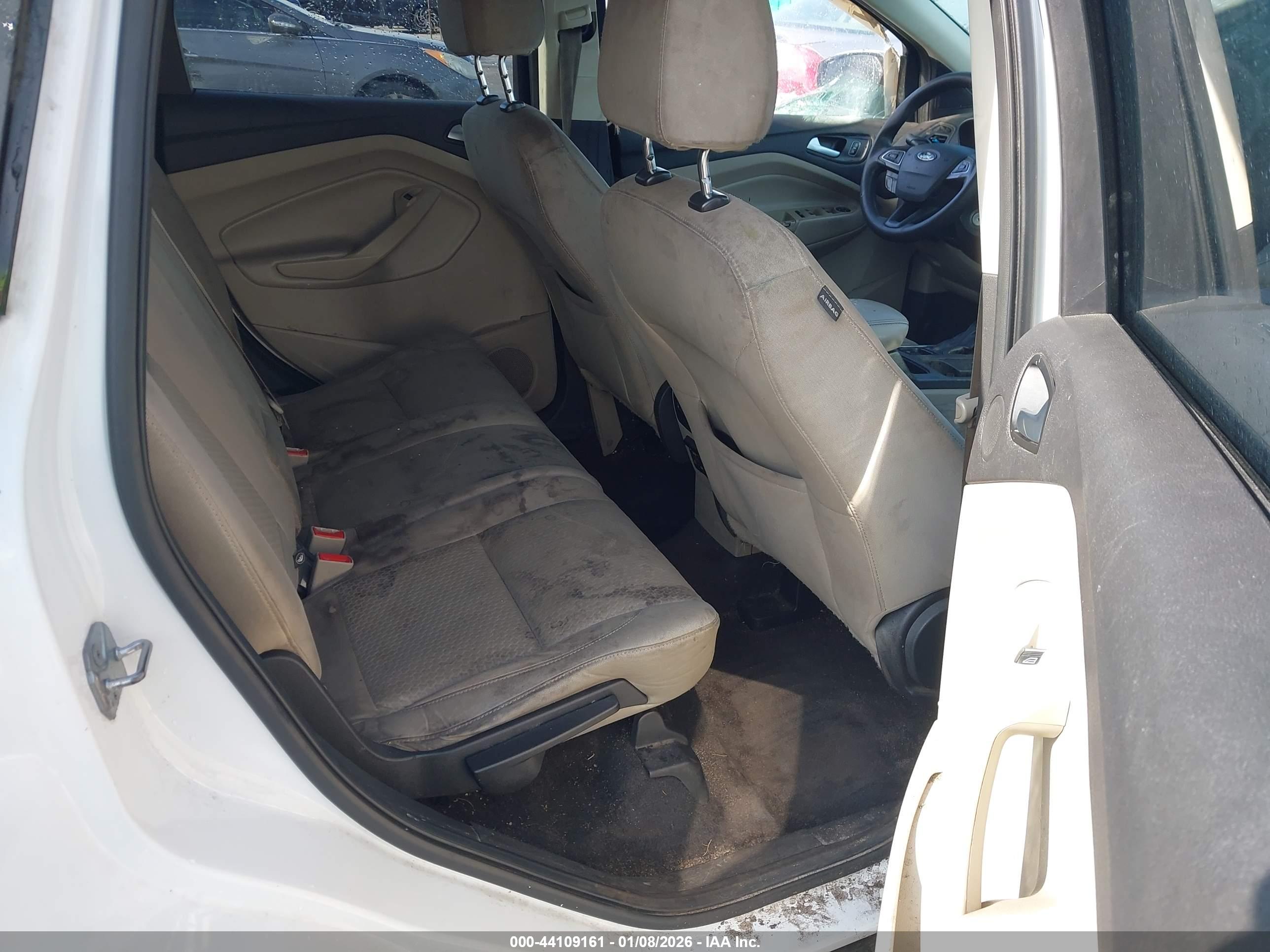 FORD ESCAPE image 8
