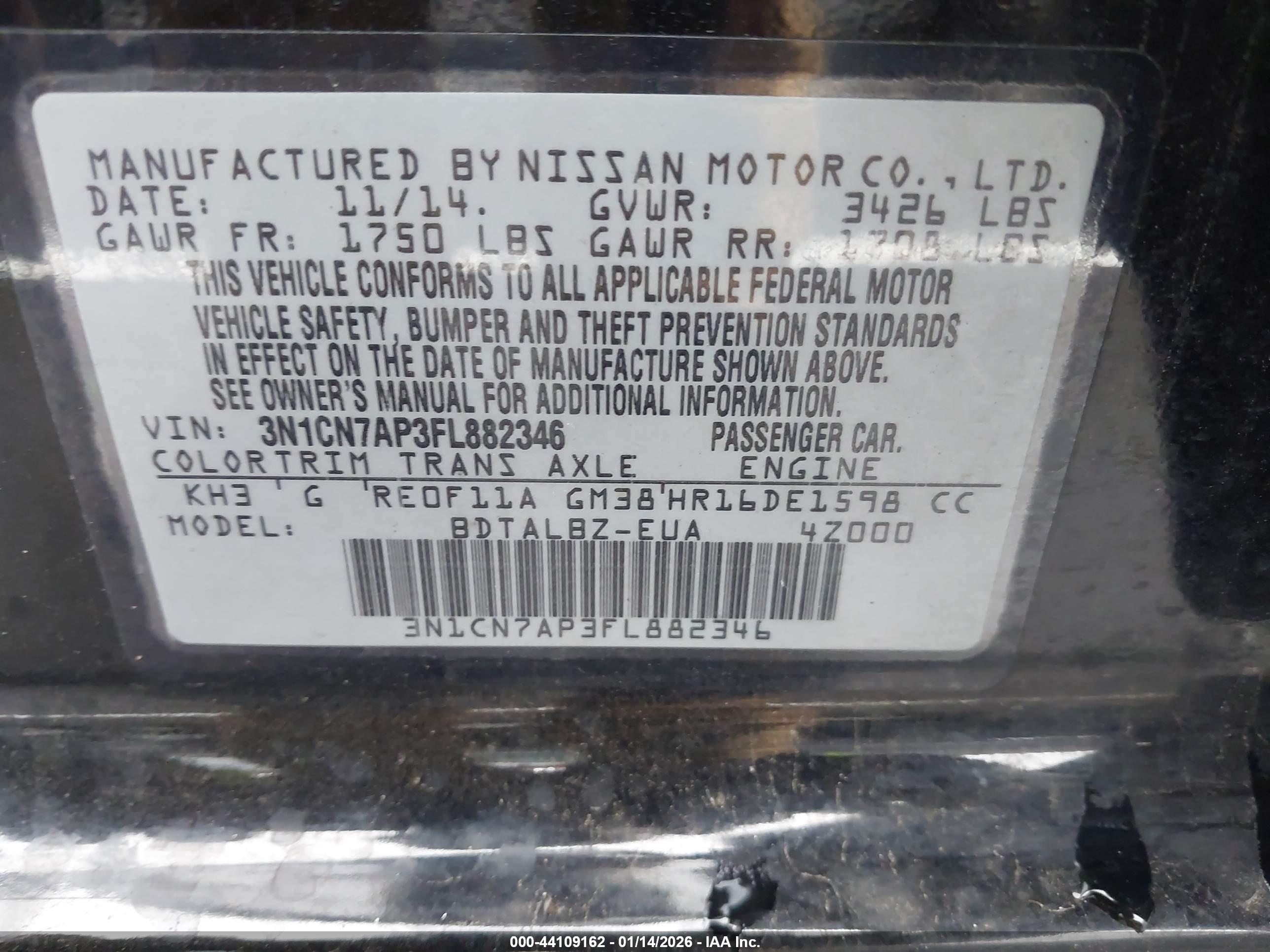 NISSAN VERSA image 9