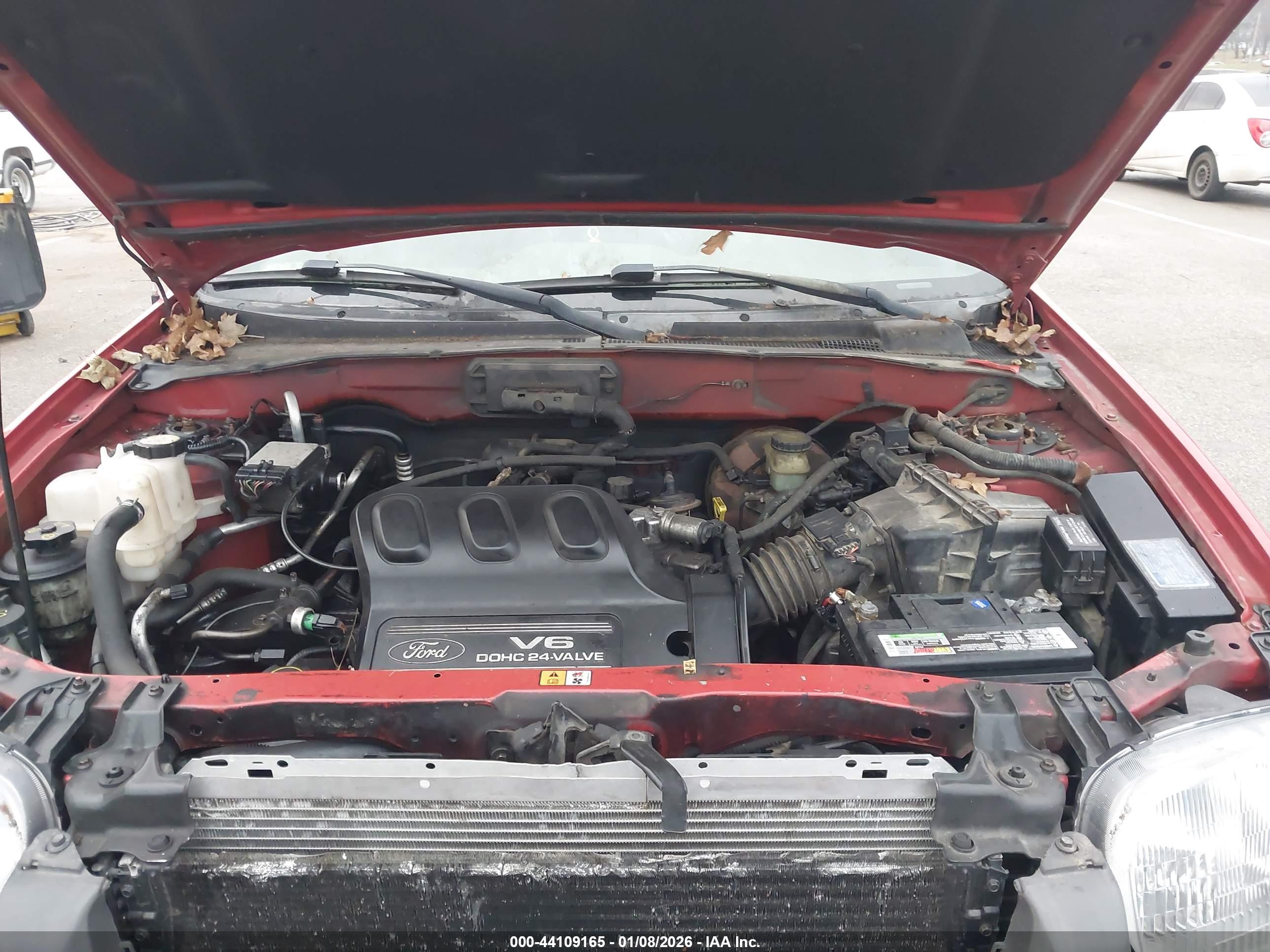 FORD ESCAPE image 10