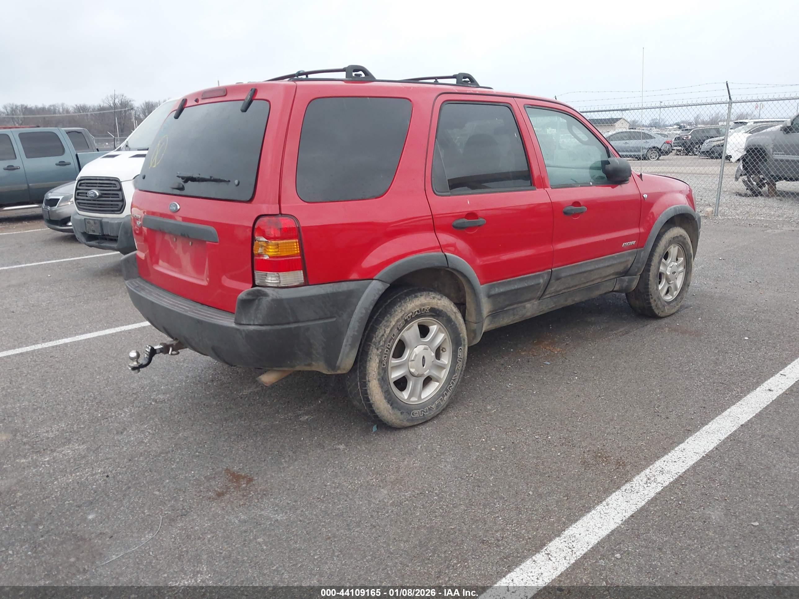 FORD ESCAPE image 4