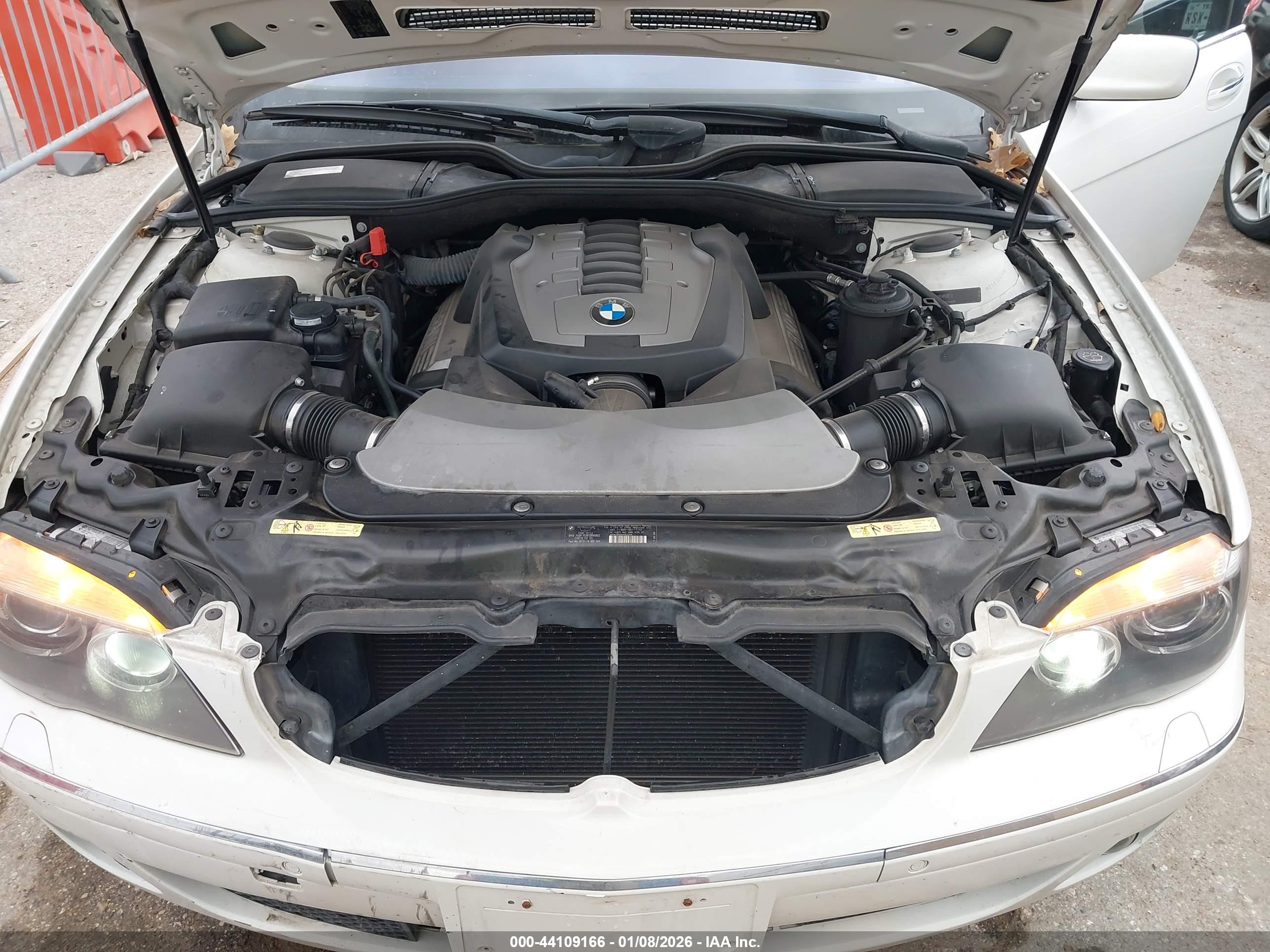 BMW 750LI image 10