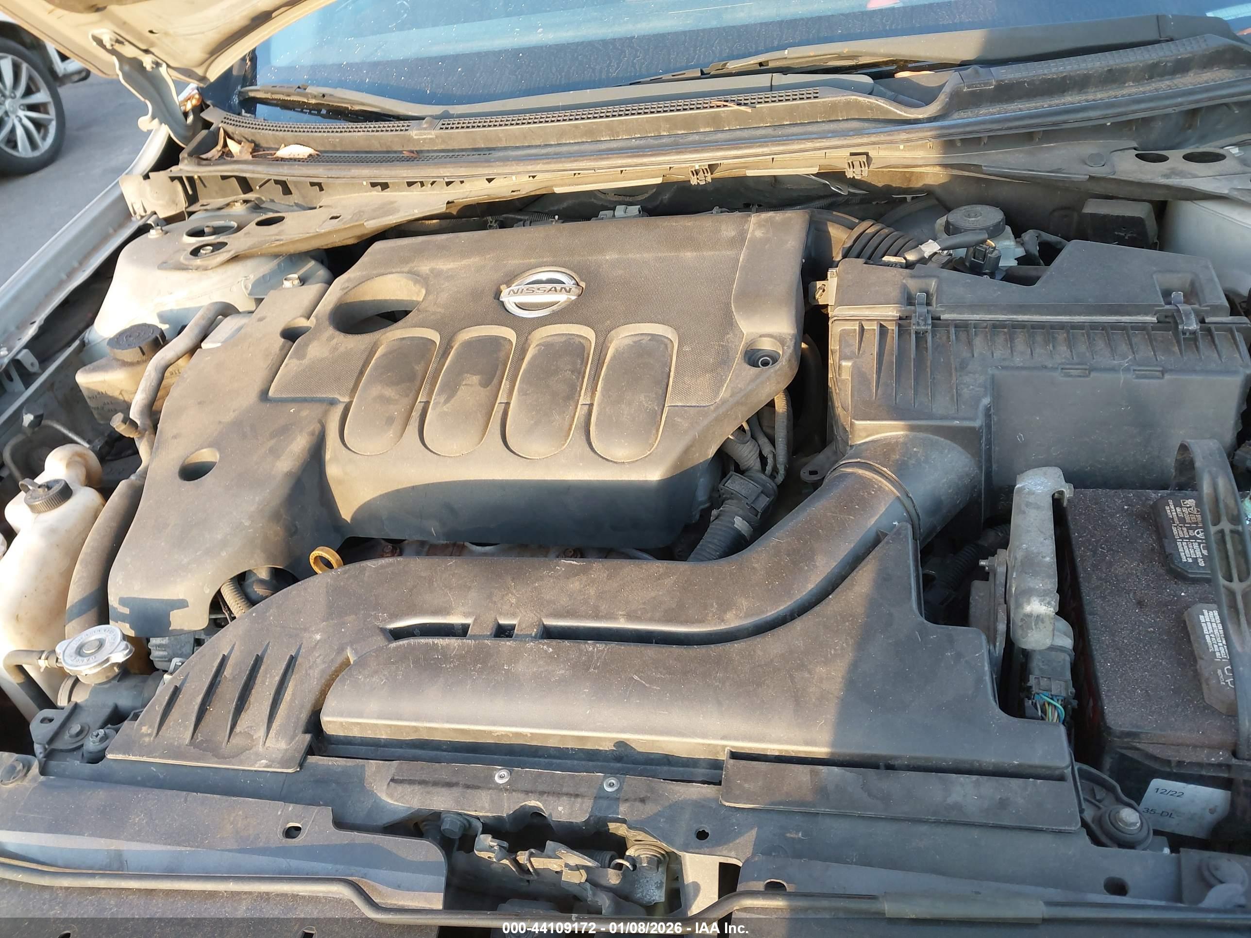 NISSAN ALTIMA image 10