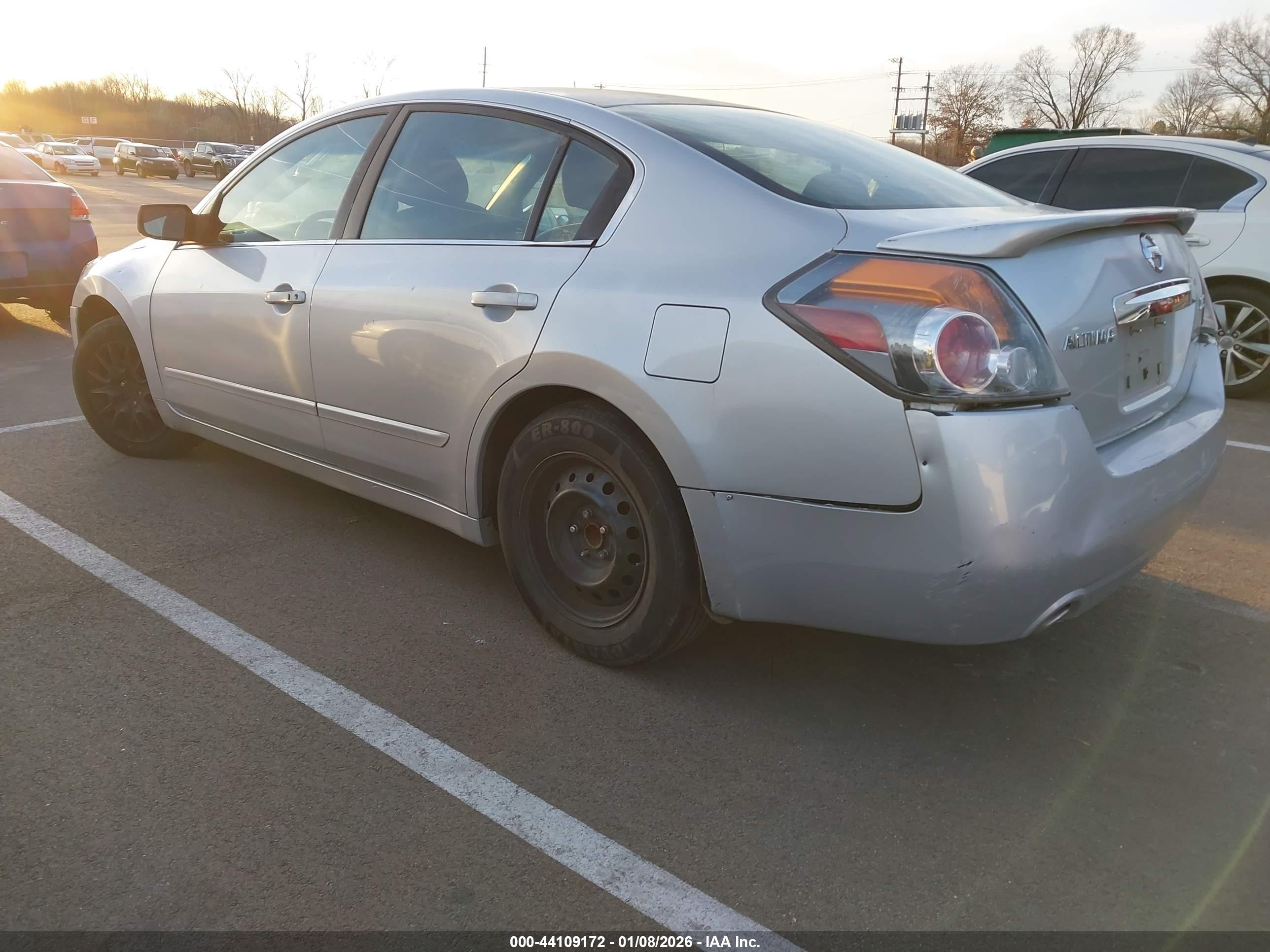 NISSAN ALTIMA image 3