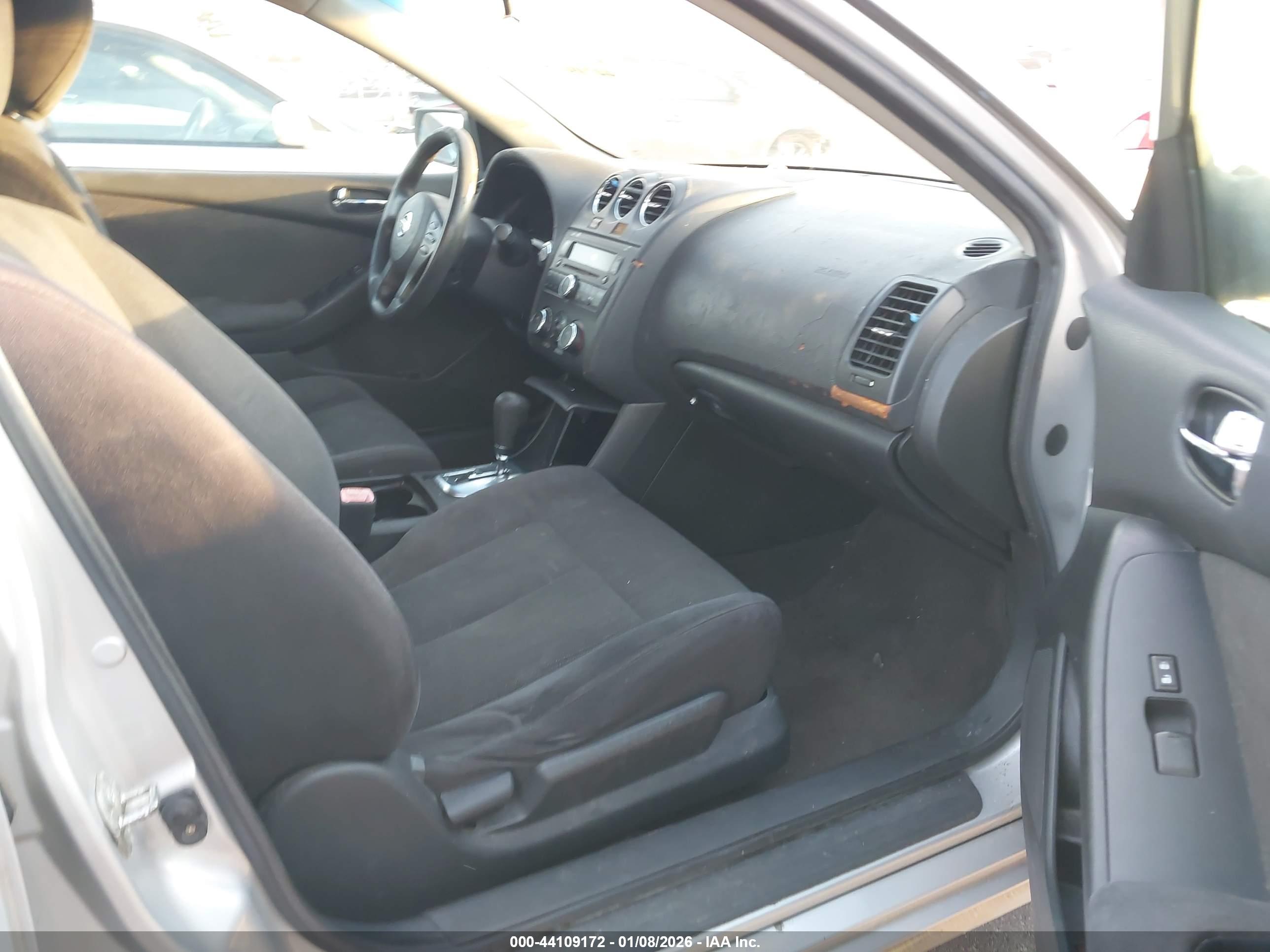 NISSAN ALTIMA image 5