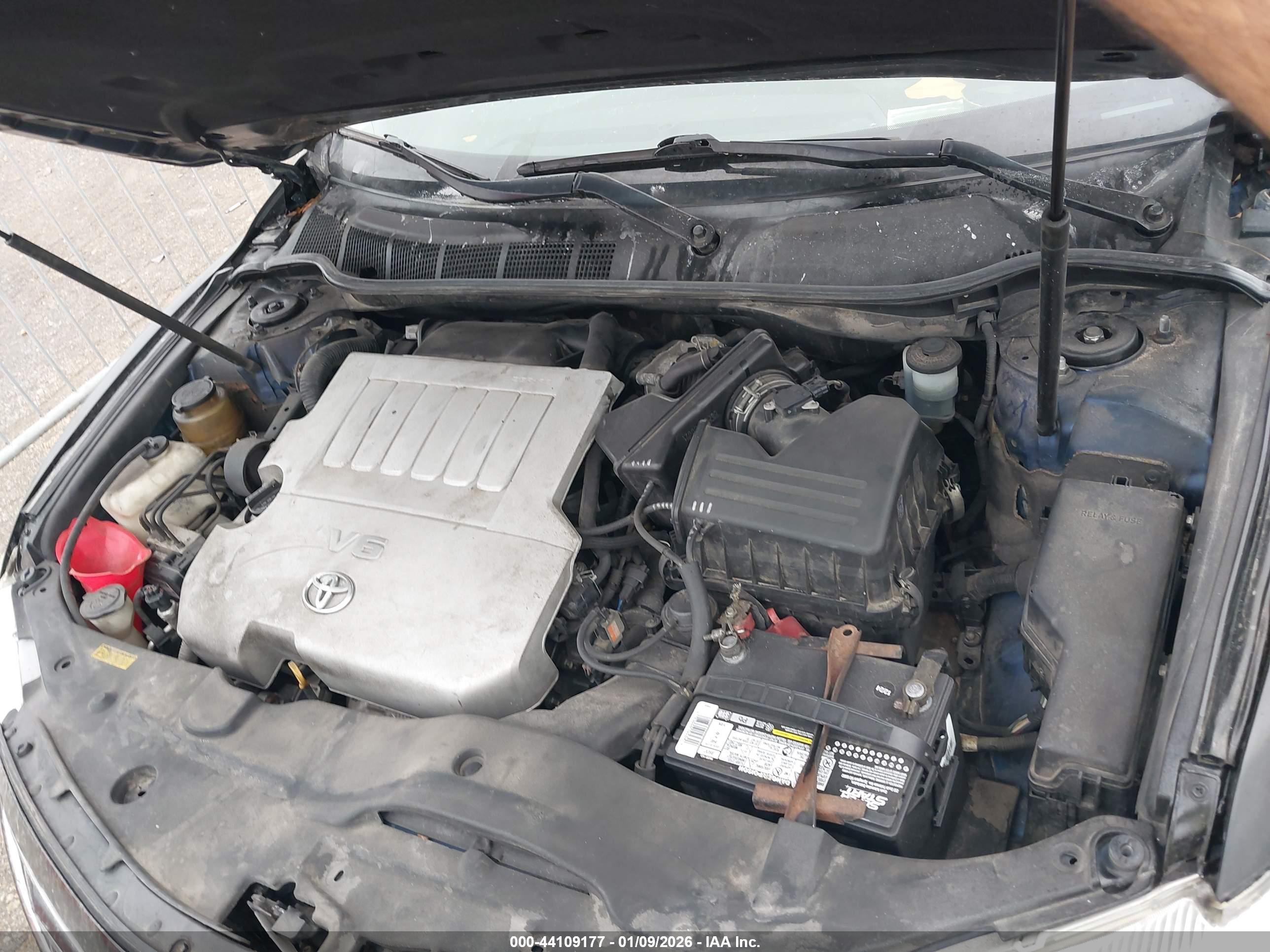 TOYOTA CAMRY image 10