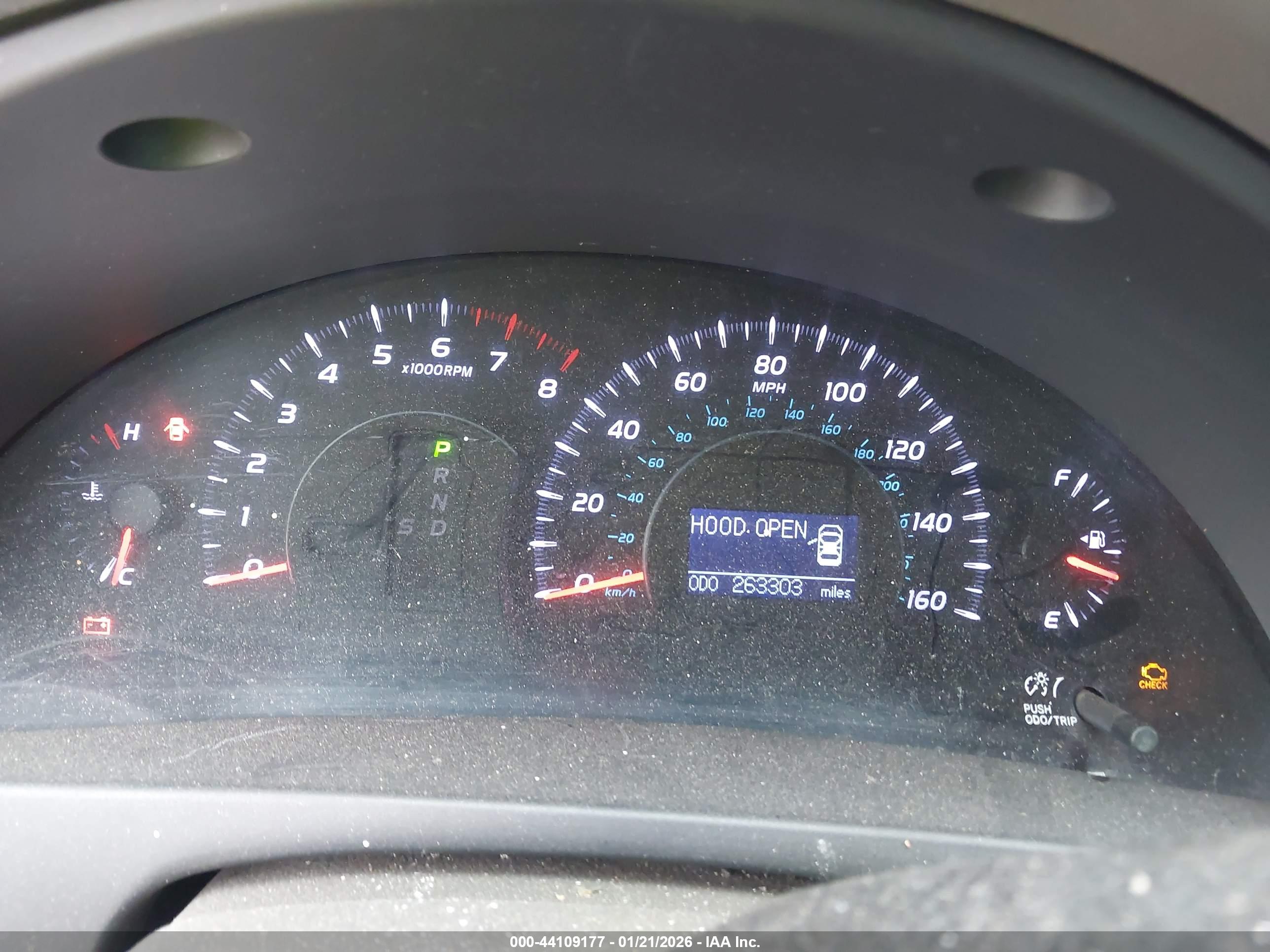 TOYOTA CAMRY image 7