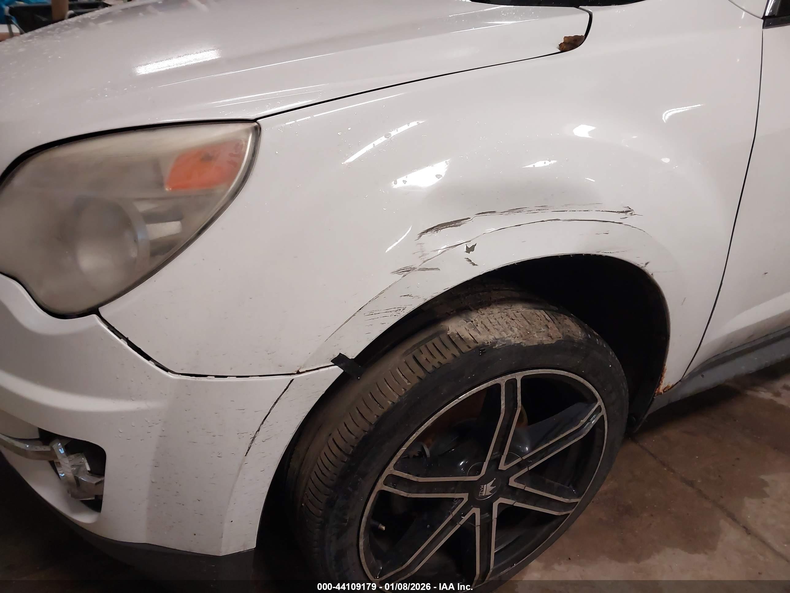 CHEVROLET EQUINOX image 6