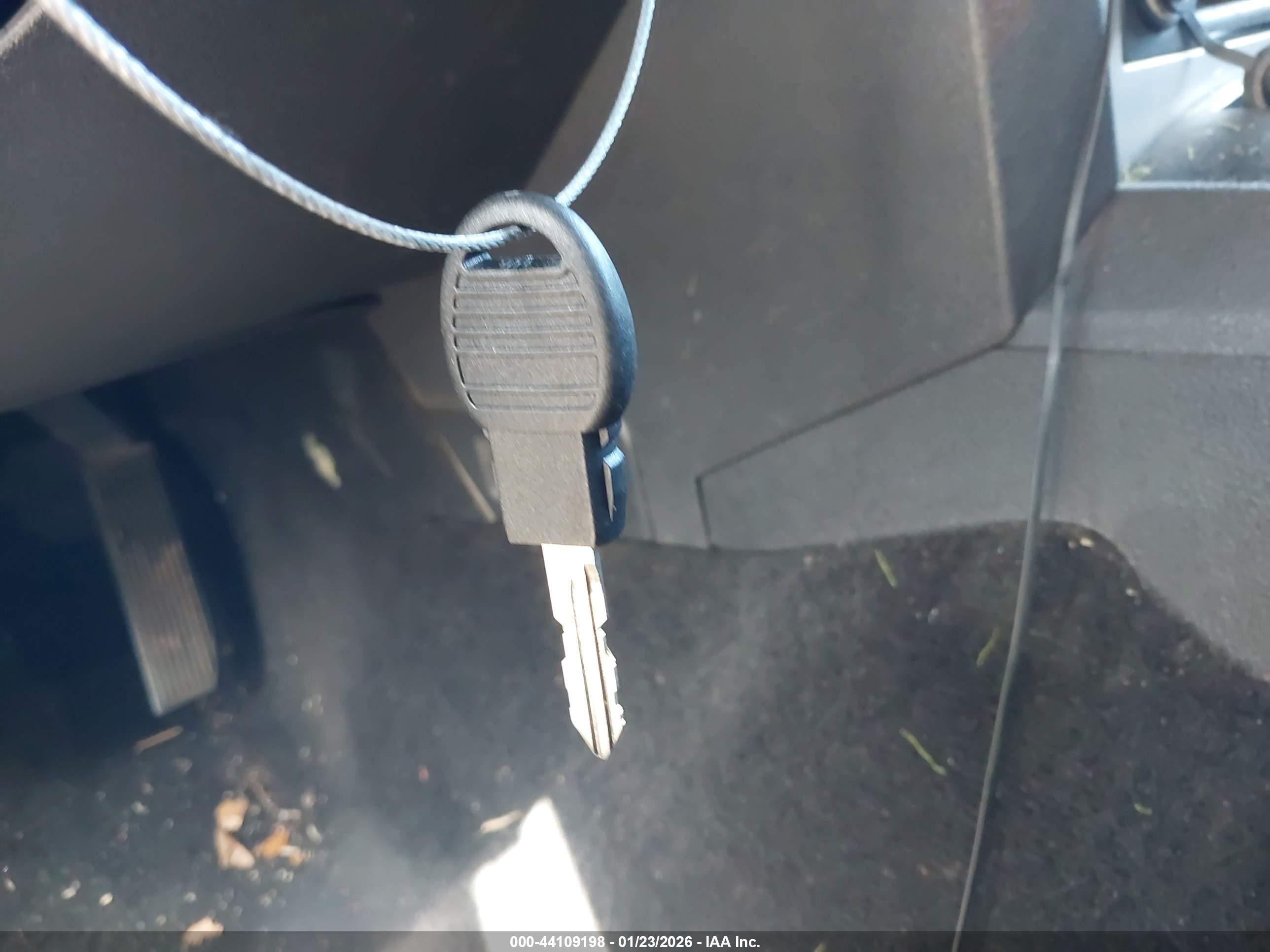 JEEP COMMANDER image 11