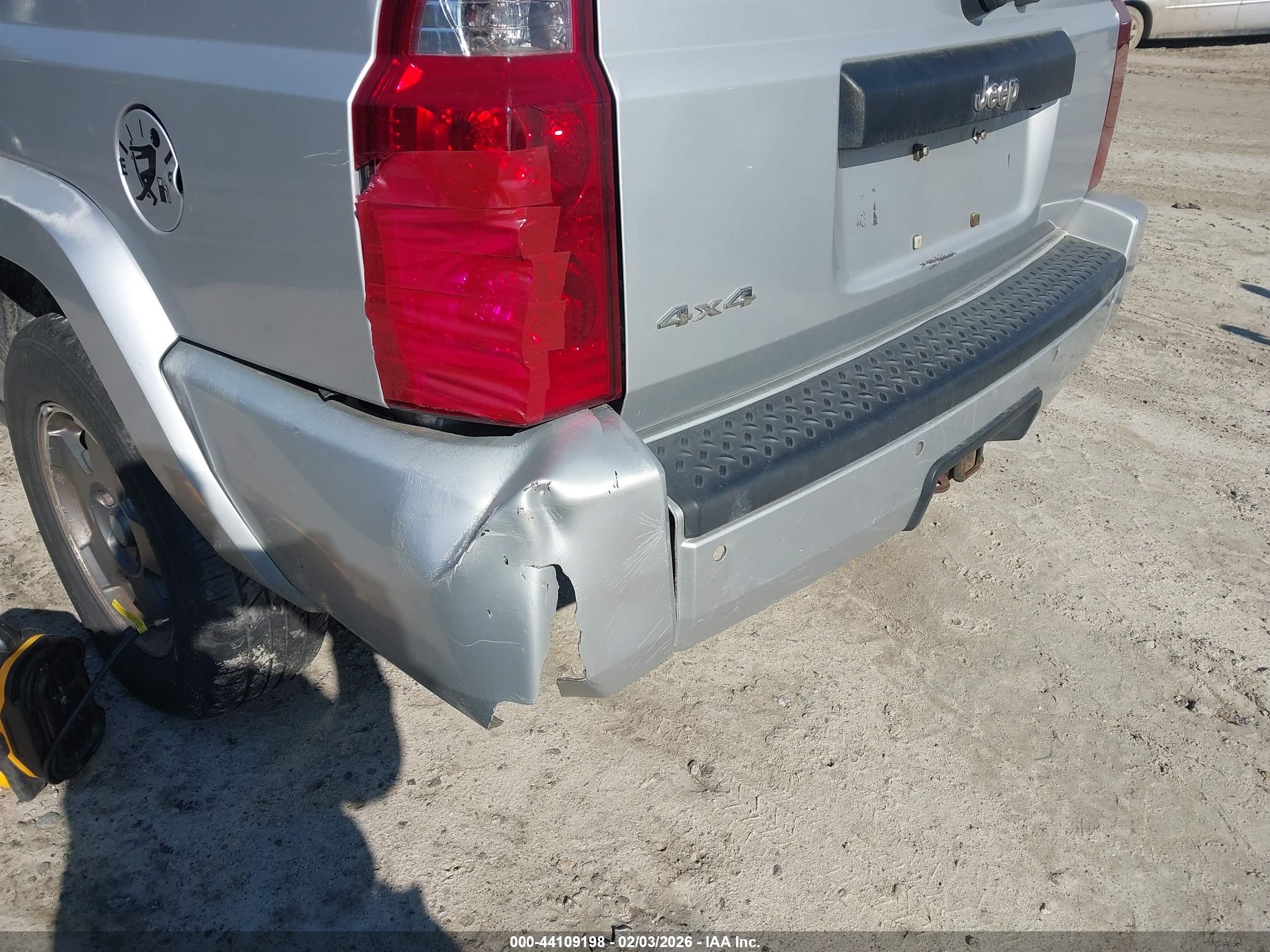 JEEP COMMANDER image 6