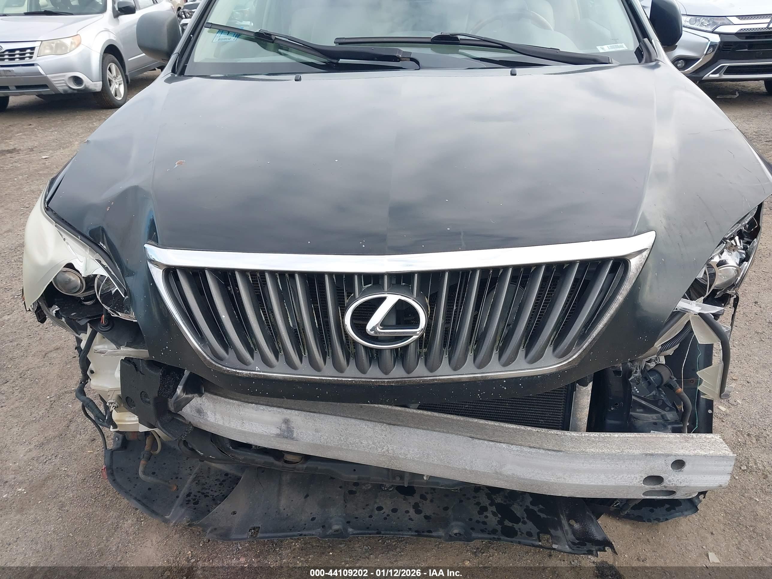 LEXUS RX image 10