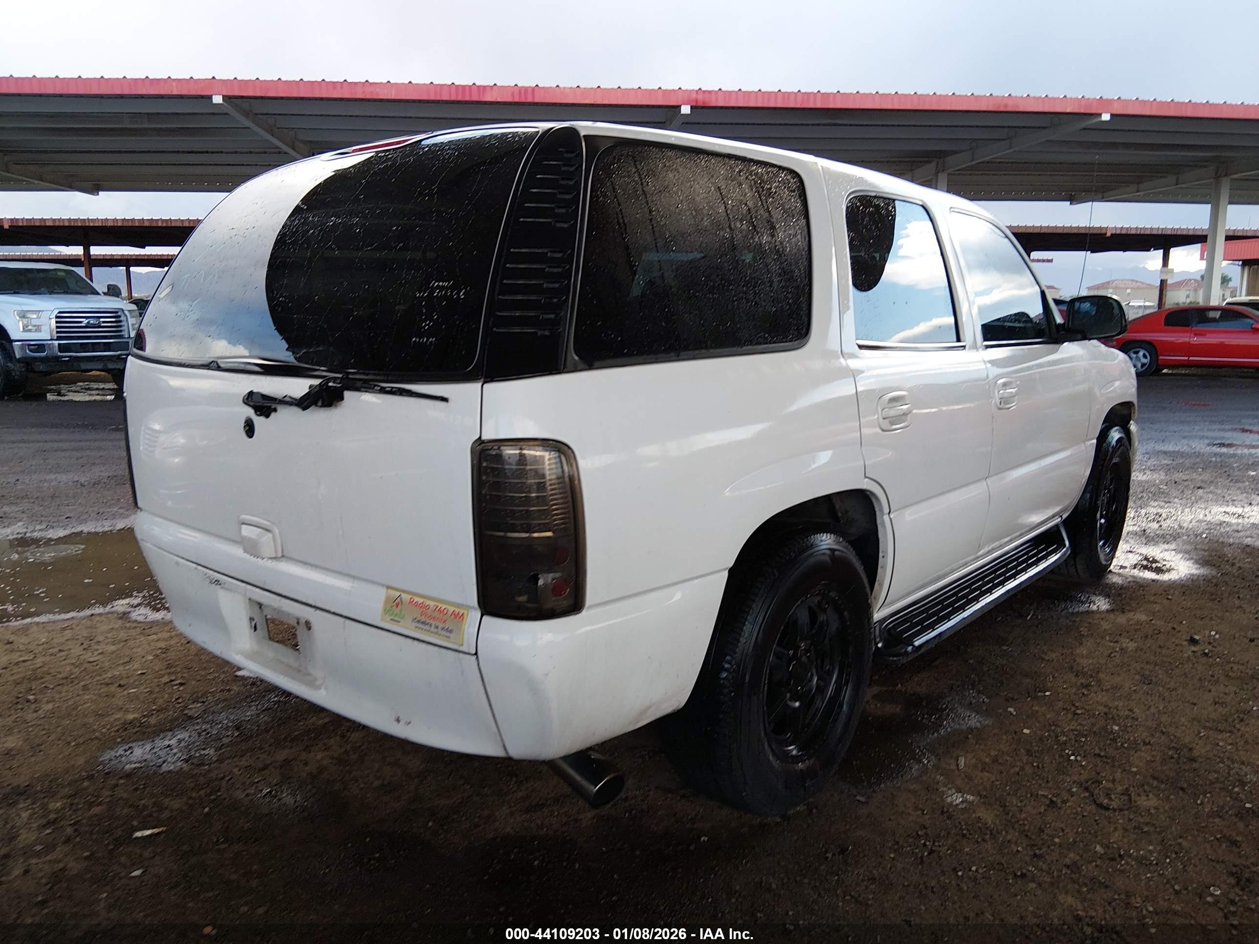 GMC YUKON image 4