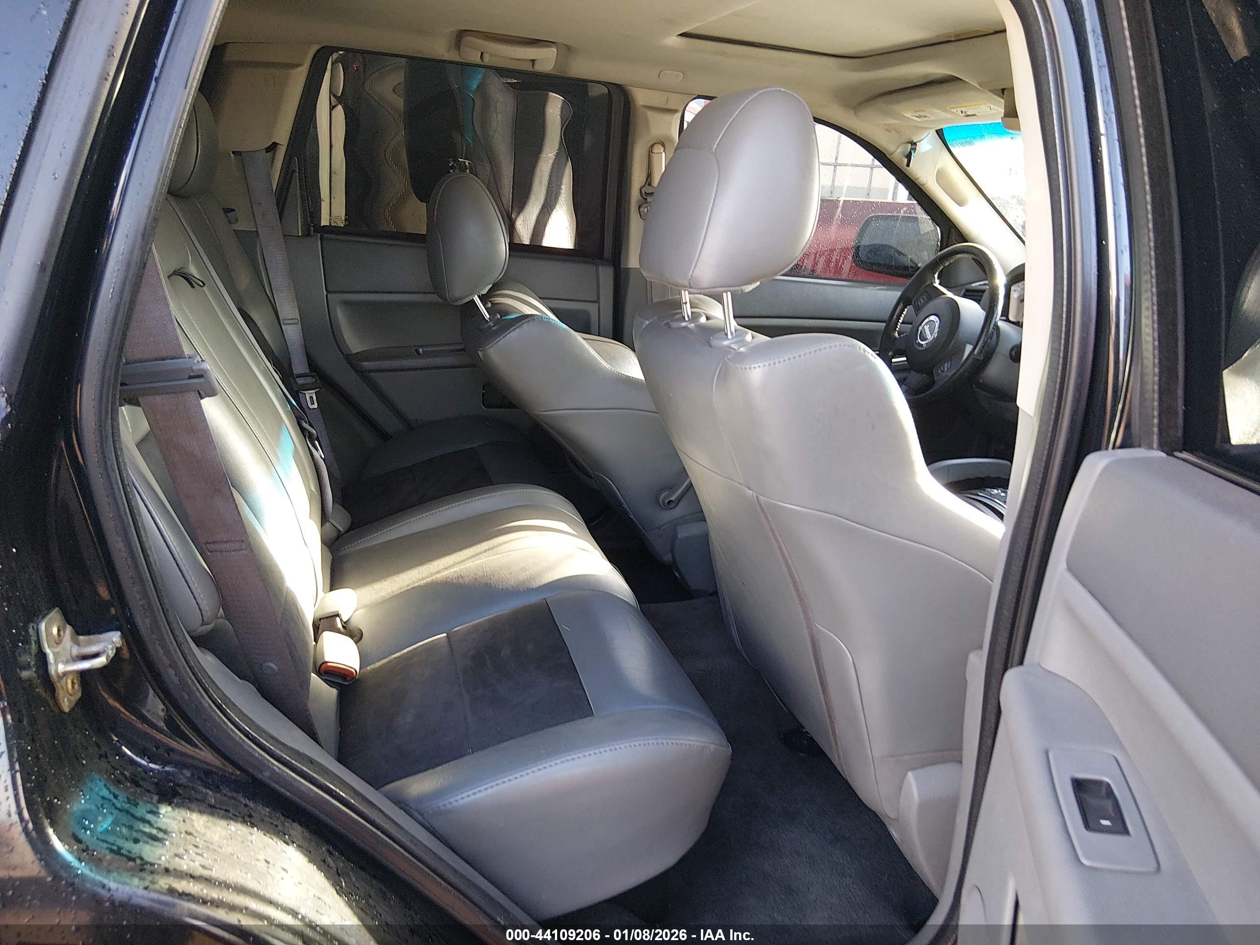 JEEP GRAND image 8