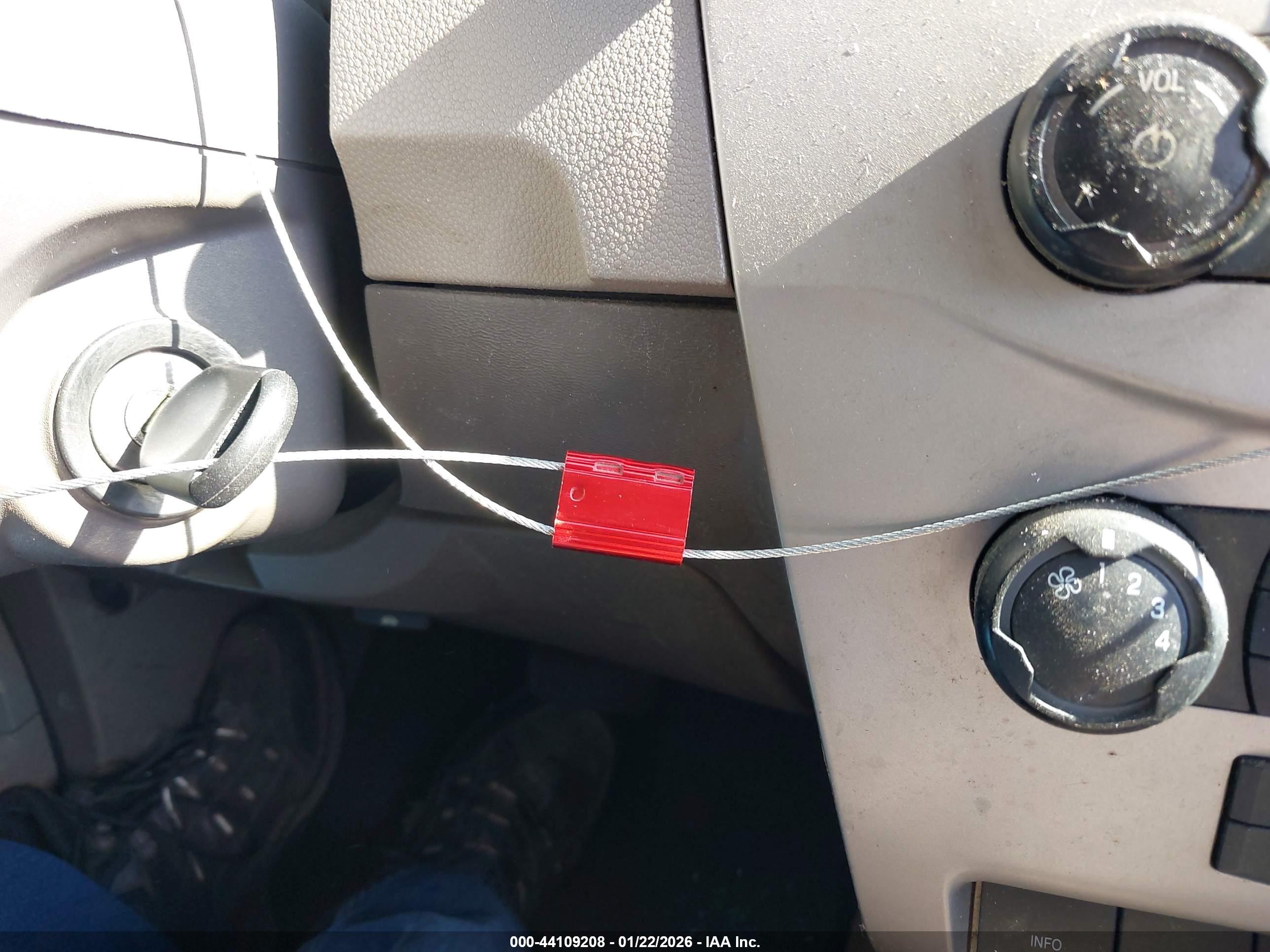FORD FOCUS image 11
