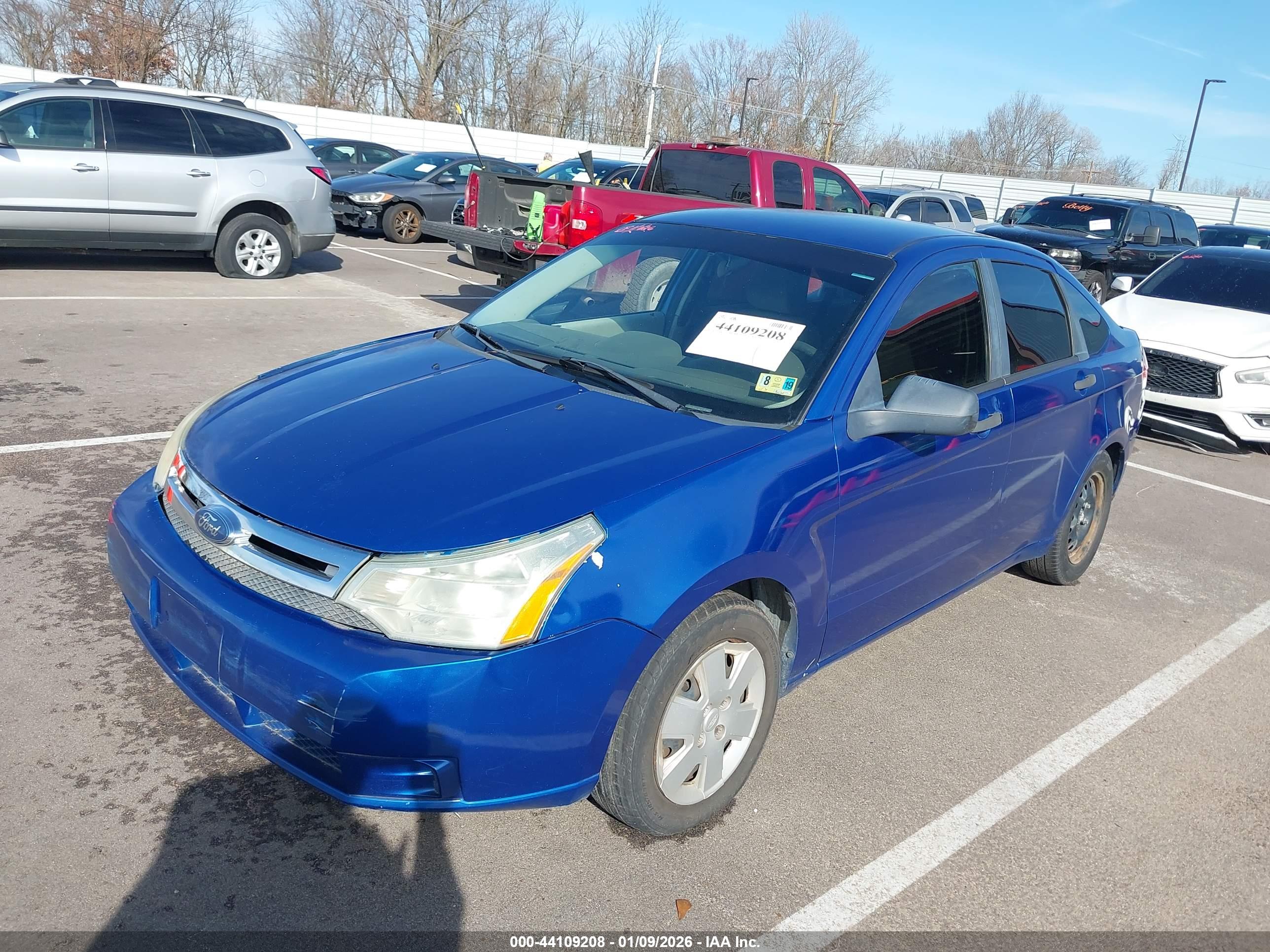 FORD FOCUS image 2