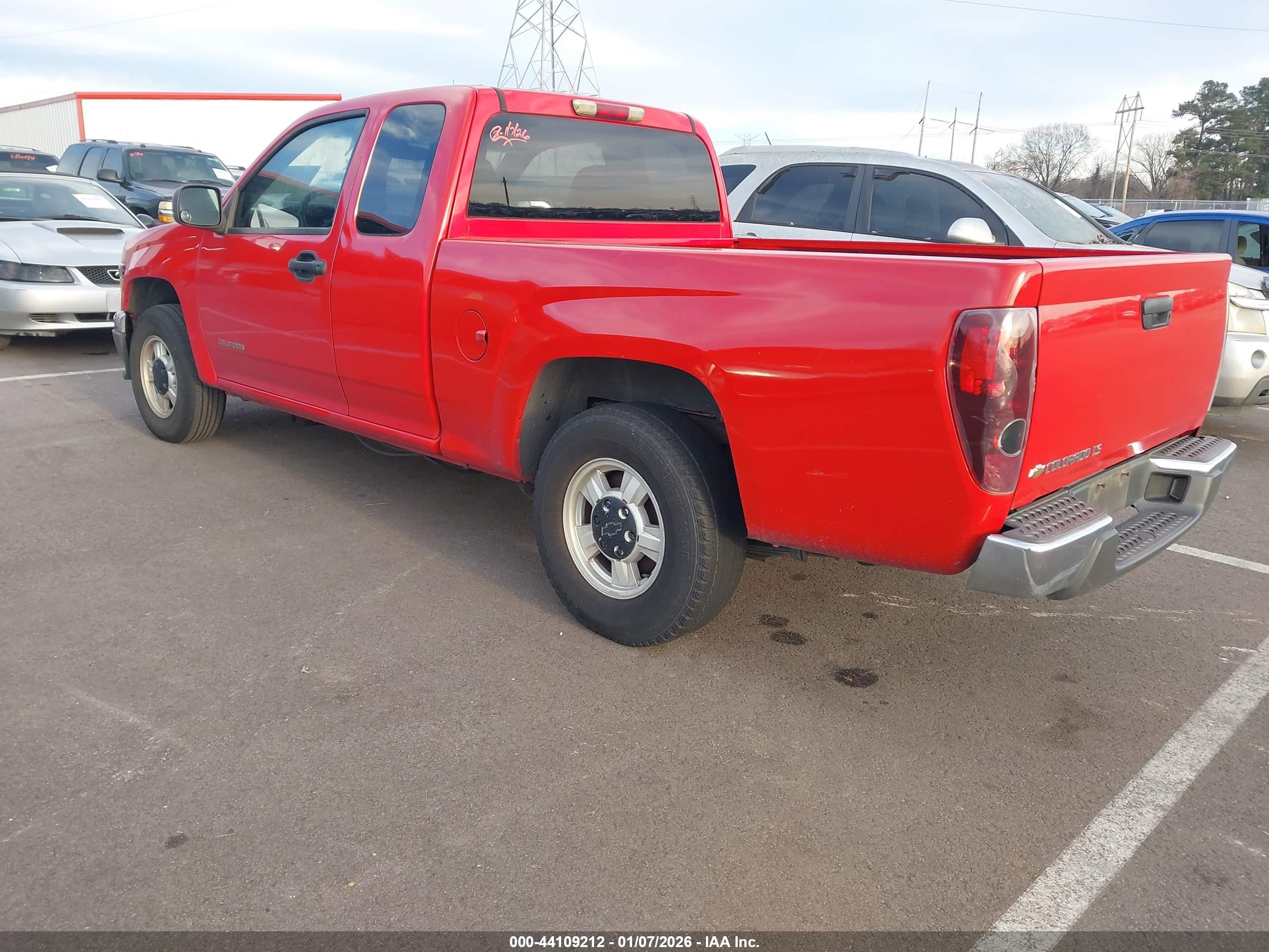 CHEVROLET COLORADO image 3