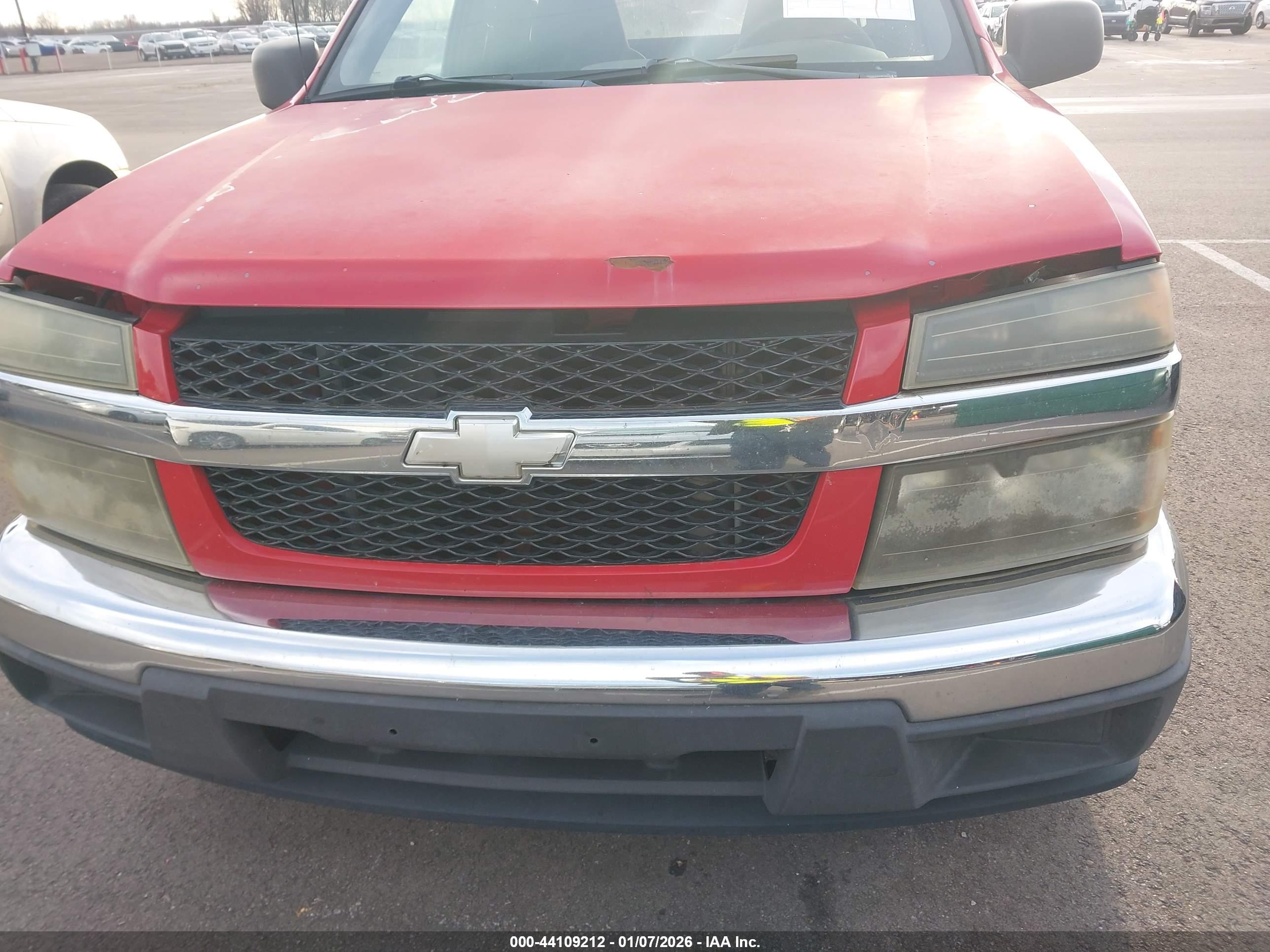 CHEVROLET COLORADO image 6