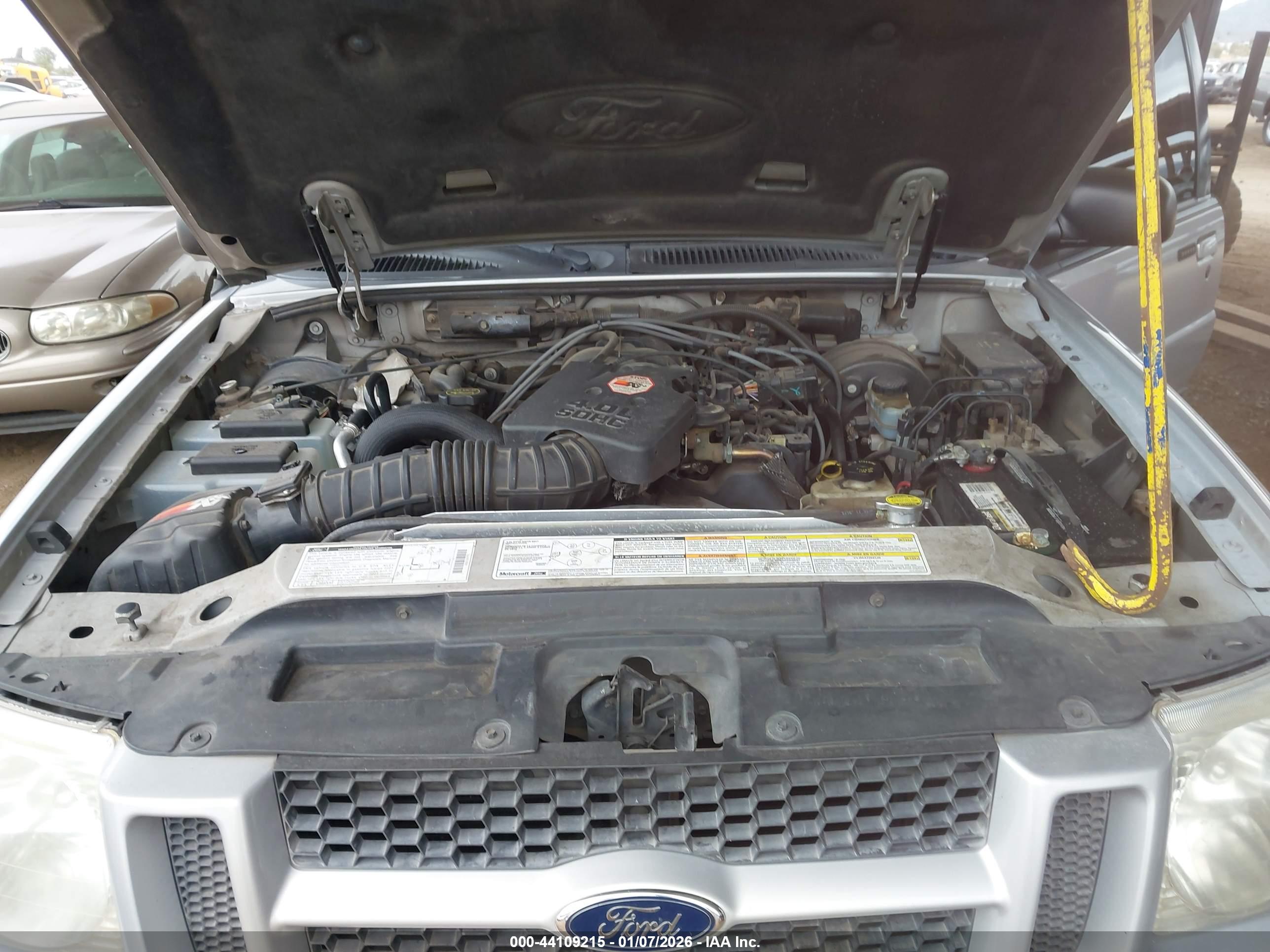FORD EXPLORER image 10