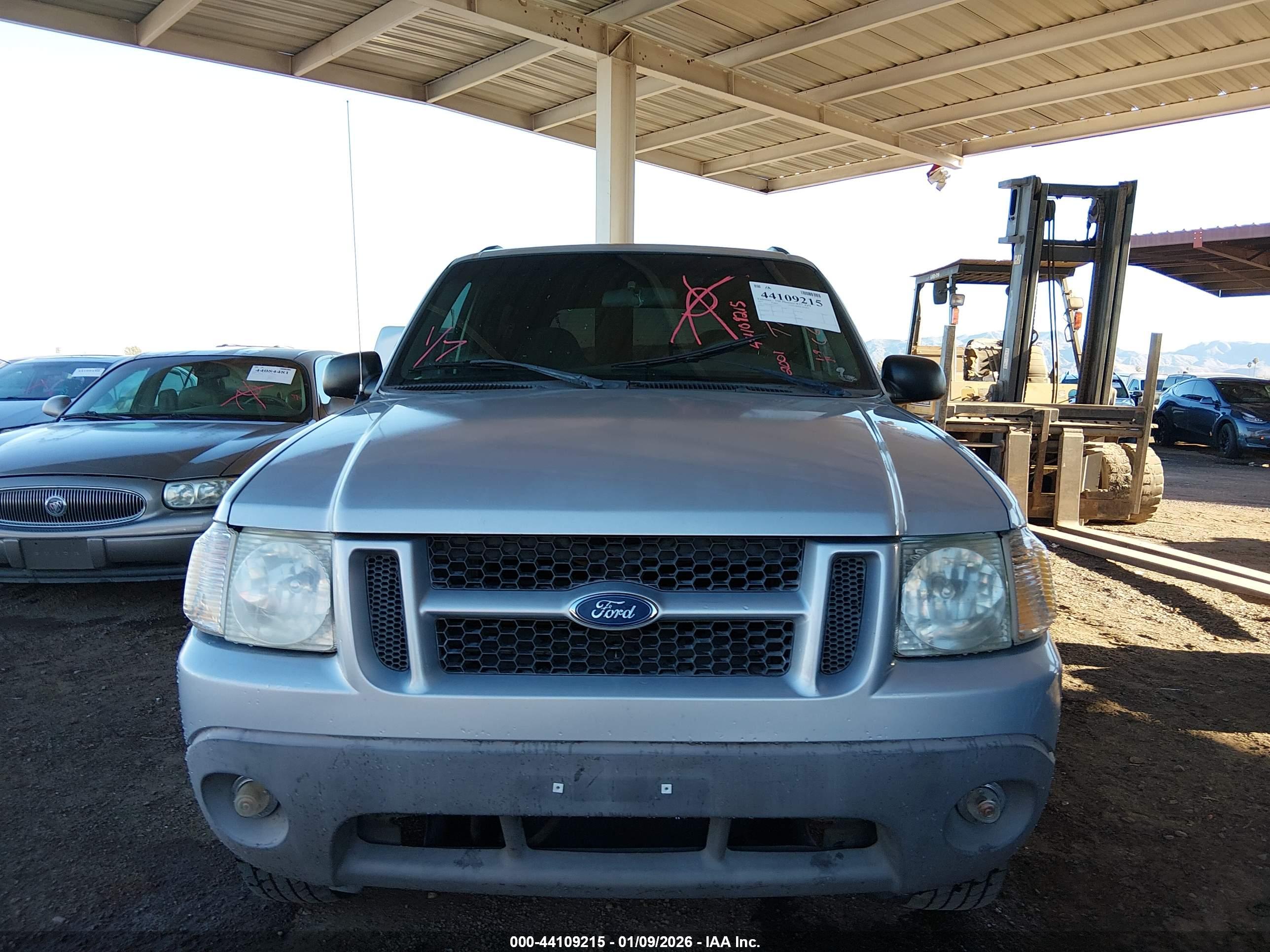 FORD EXPLORER image 6