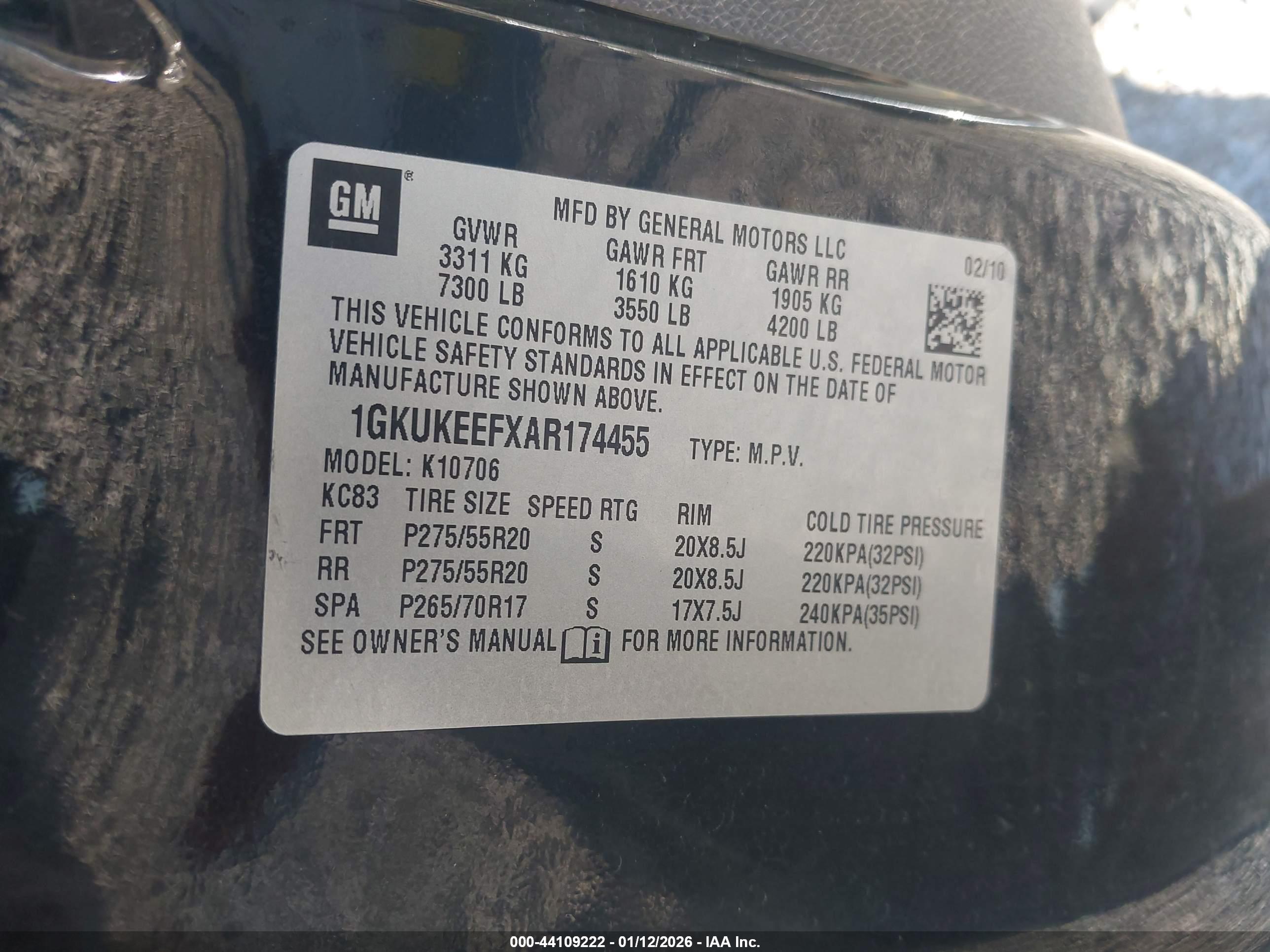 GMC YUKON image 9