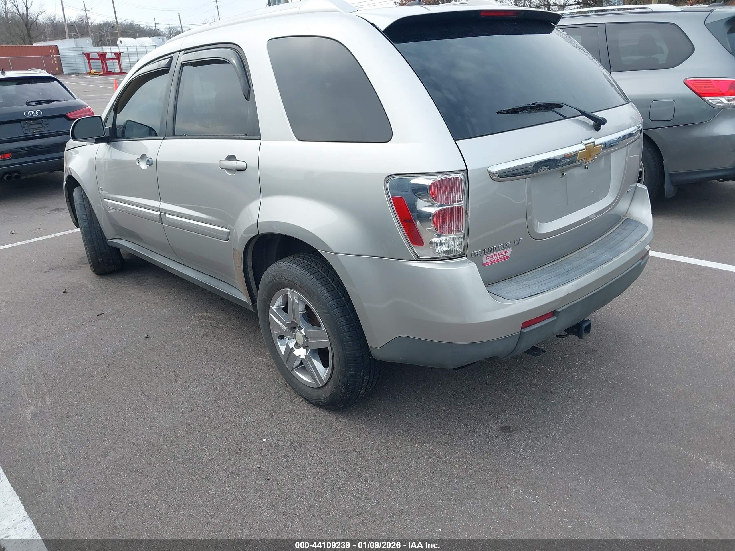 CHEVROLET EQUINOX image 3