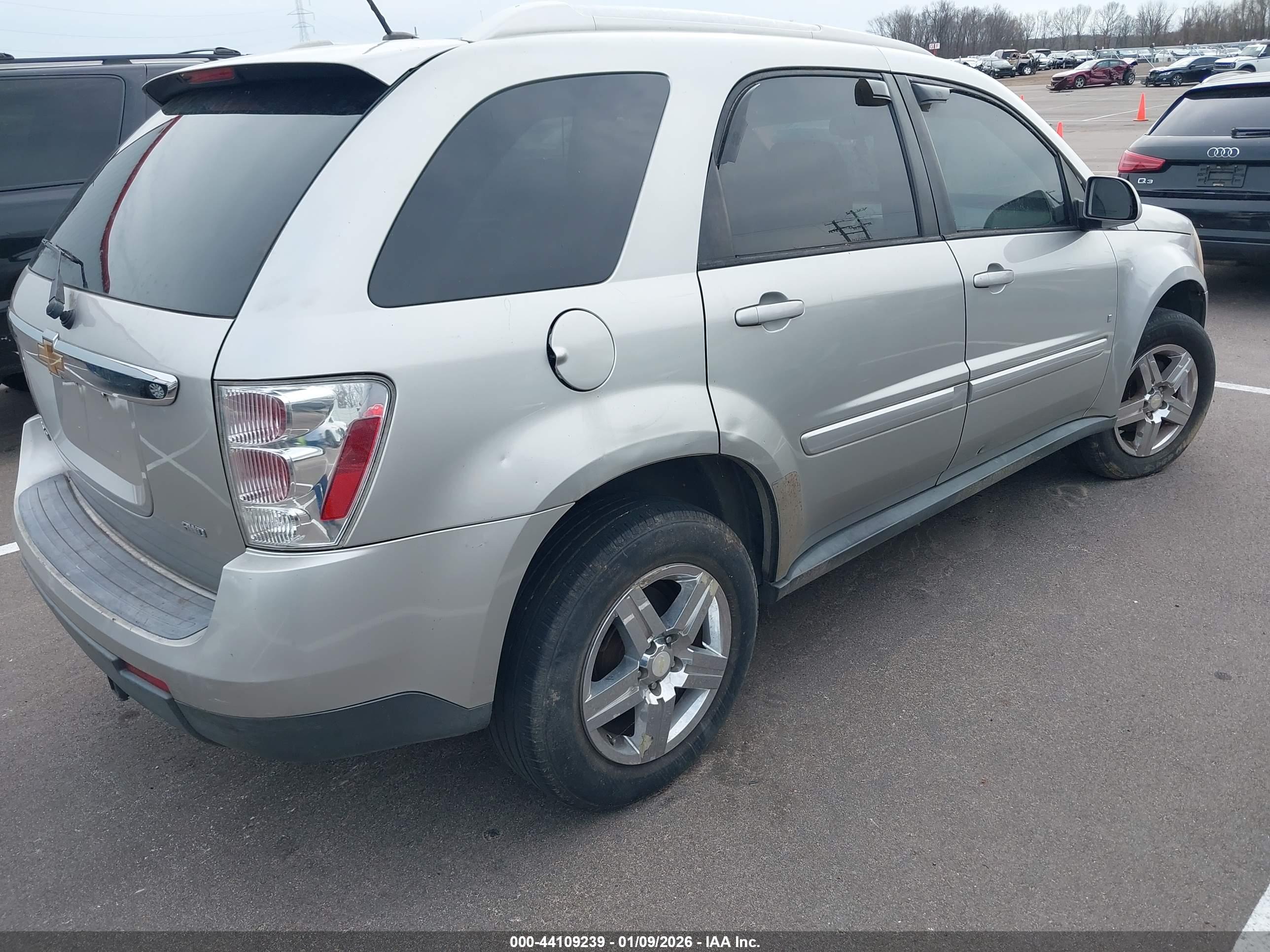 CHEVROLET EQUINOX image 4