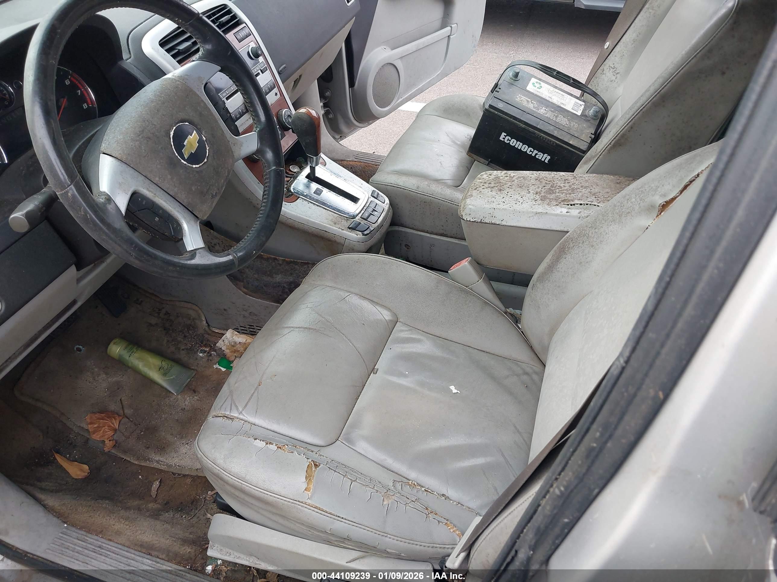 CHEVROLET EQUINOX image 6
