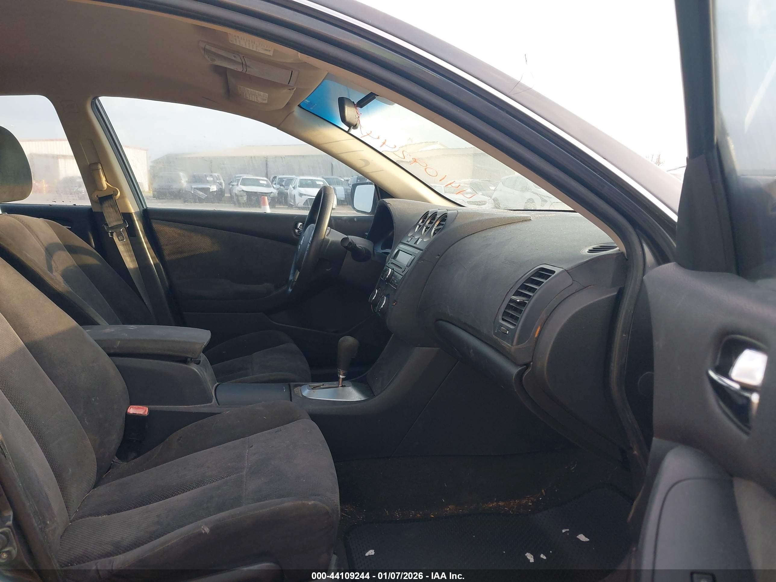NISSAN ALTIMA image 5