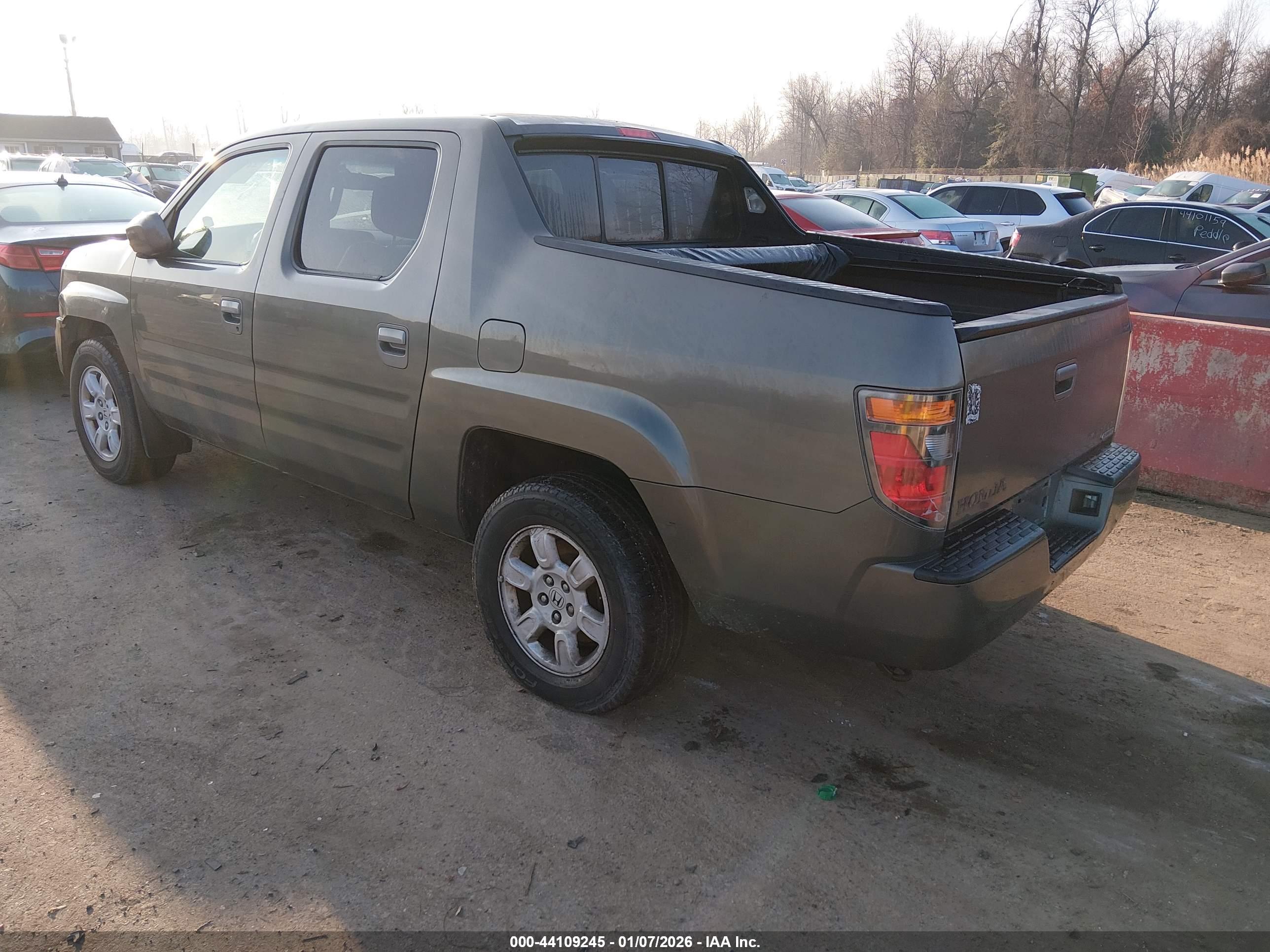 HONDA RIDGELINE image 3
