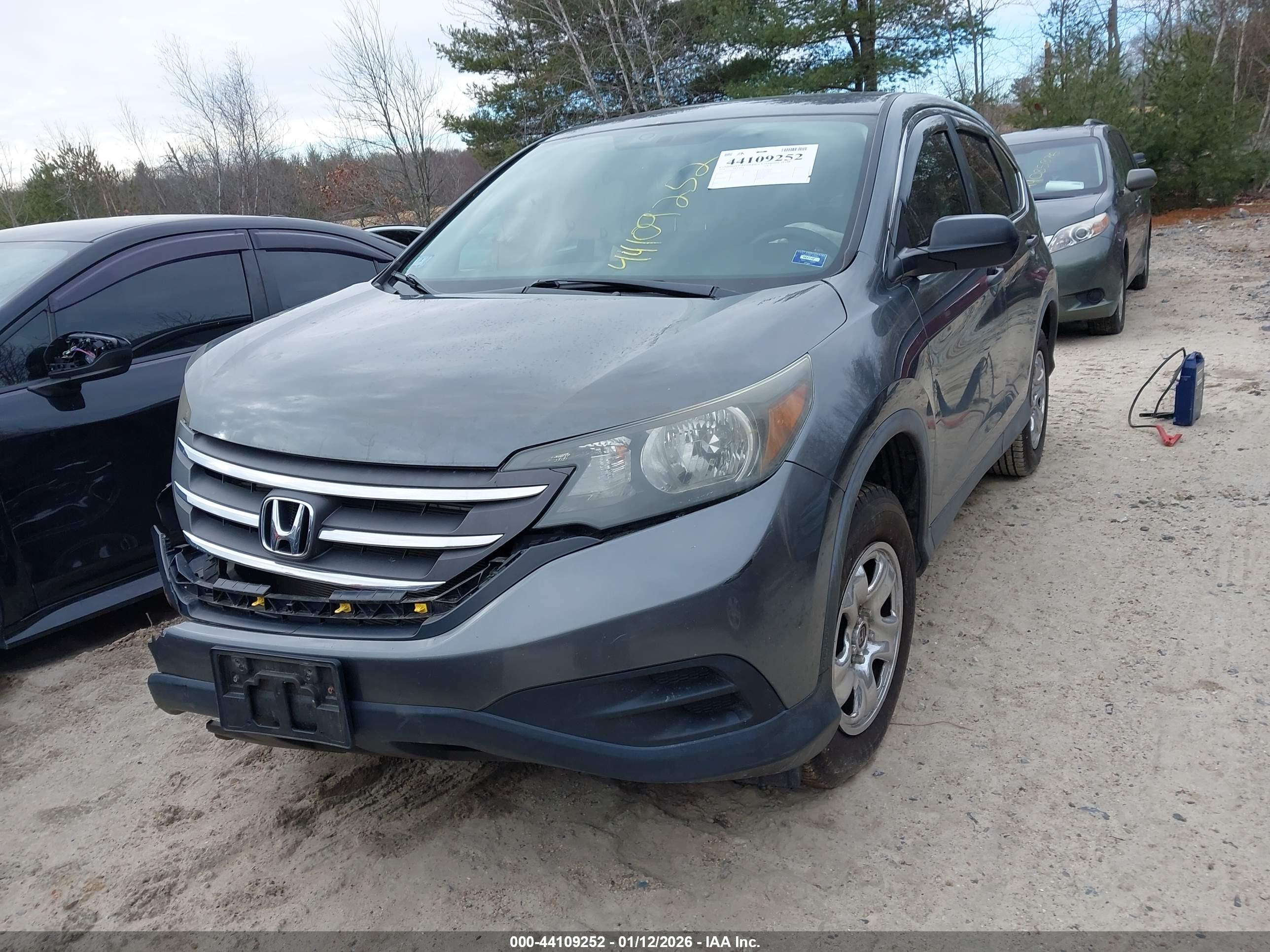 HONDA CR-V image 2