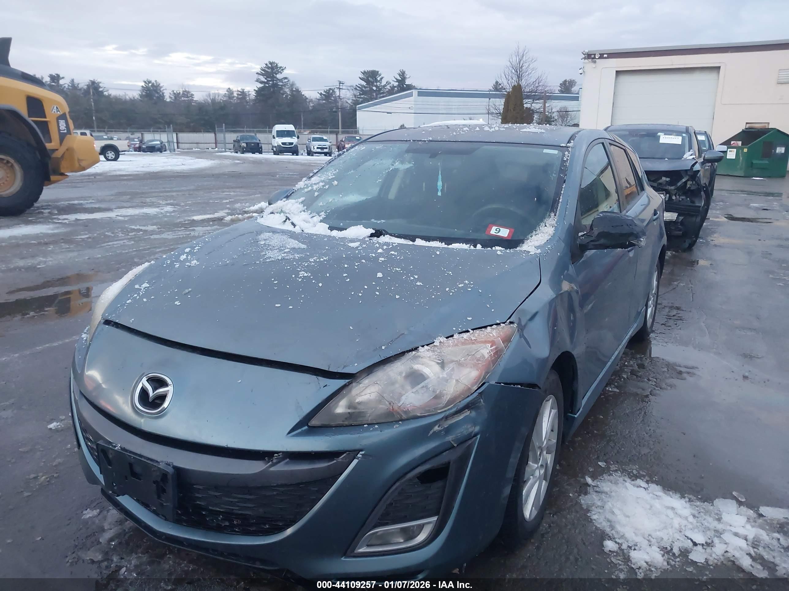MAZDA MAZDA3 image 6