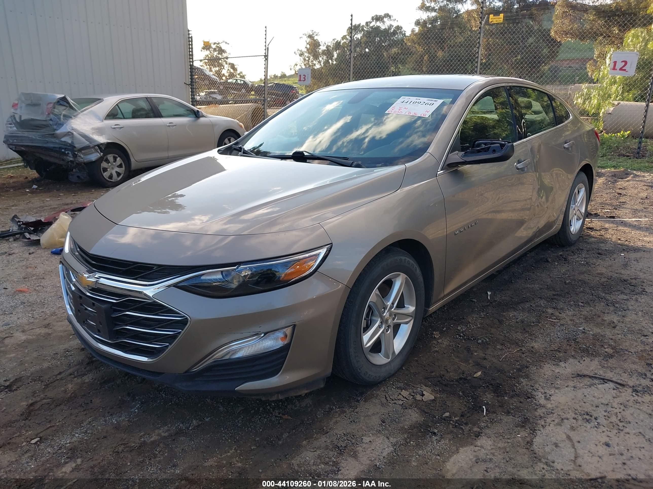 CHEVROLET MALIBU image 2