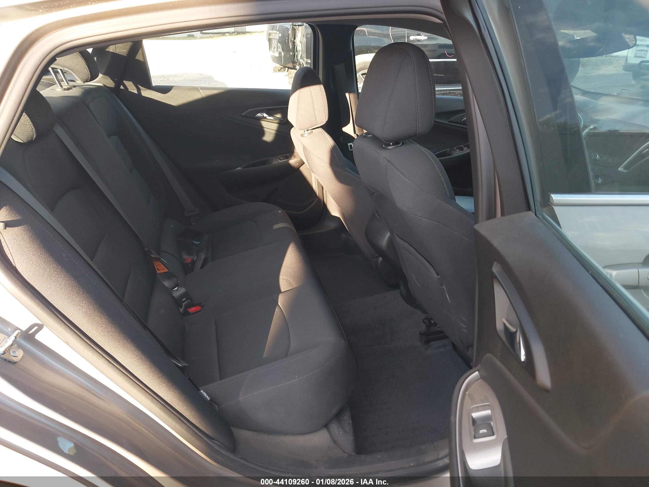 CHEVROLET MALIBU image 8