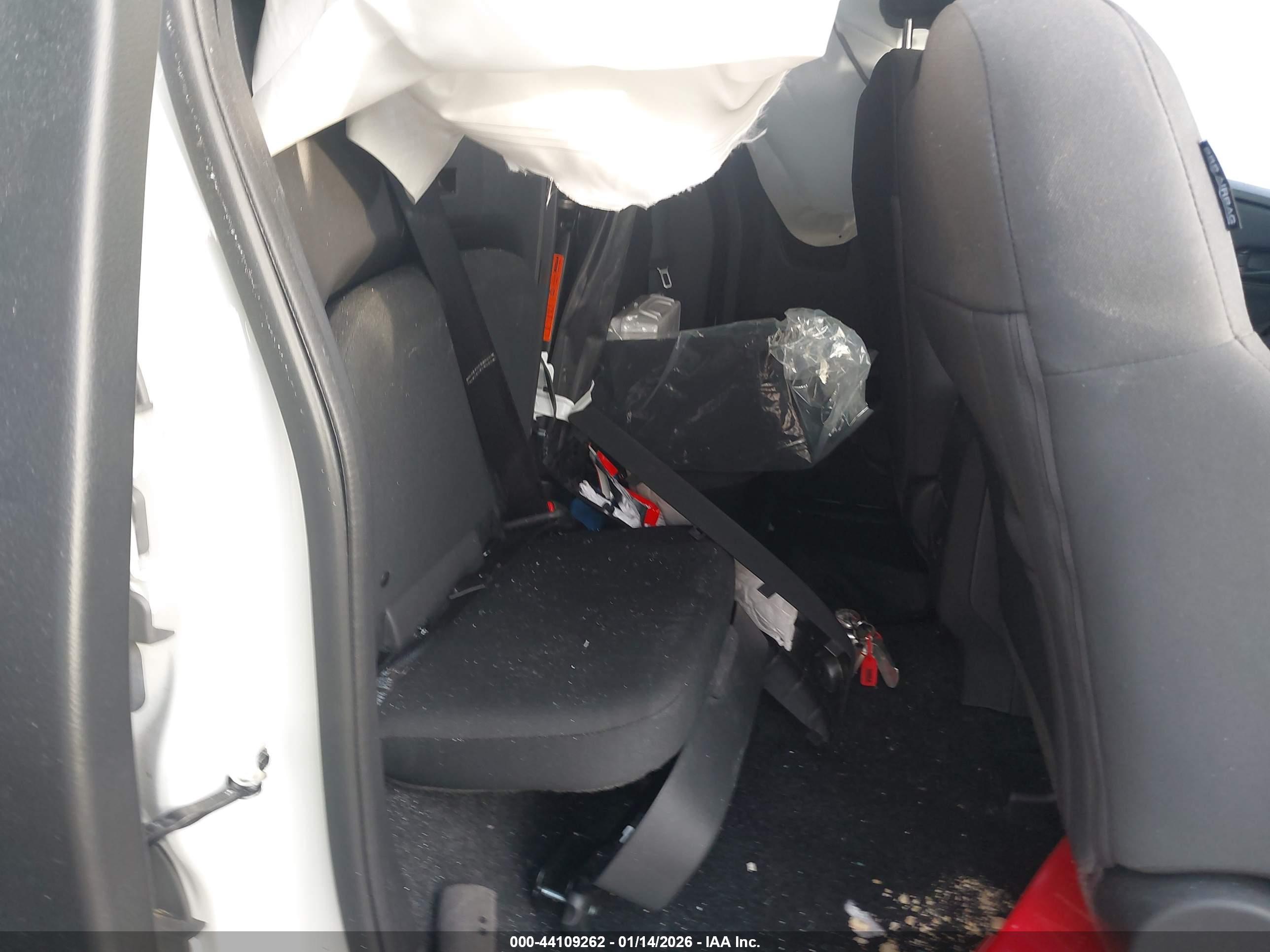 NISSAN FRONTIER image 8