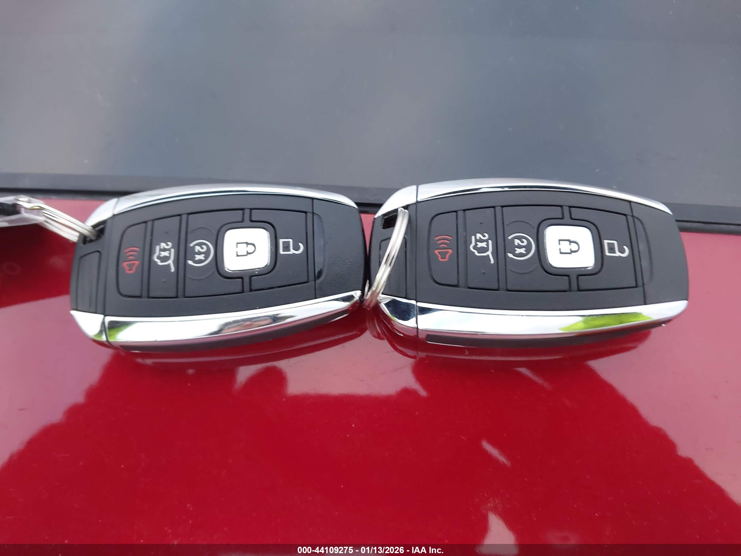 LINCOLN MKC image 11