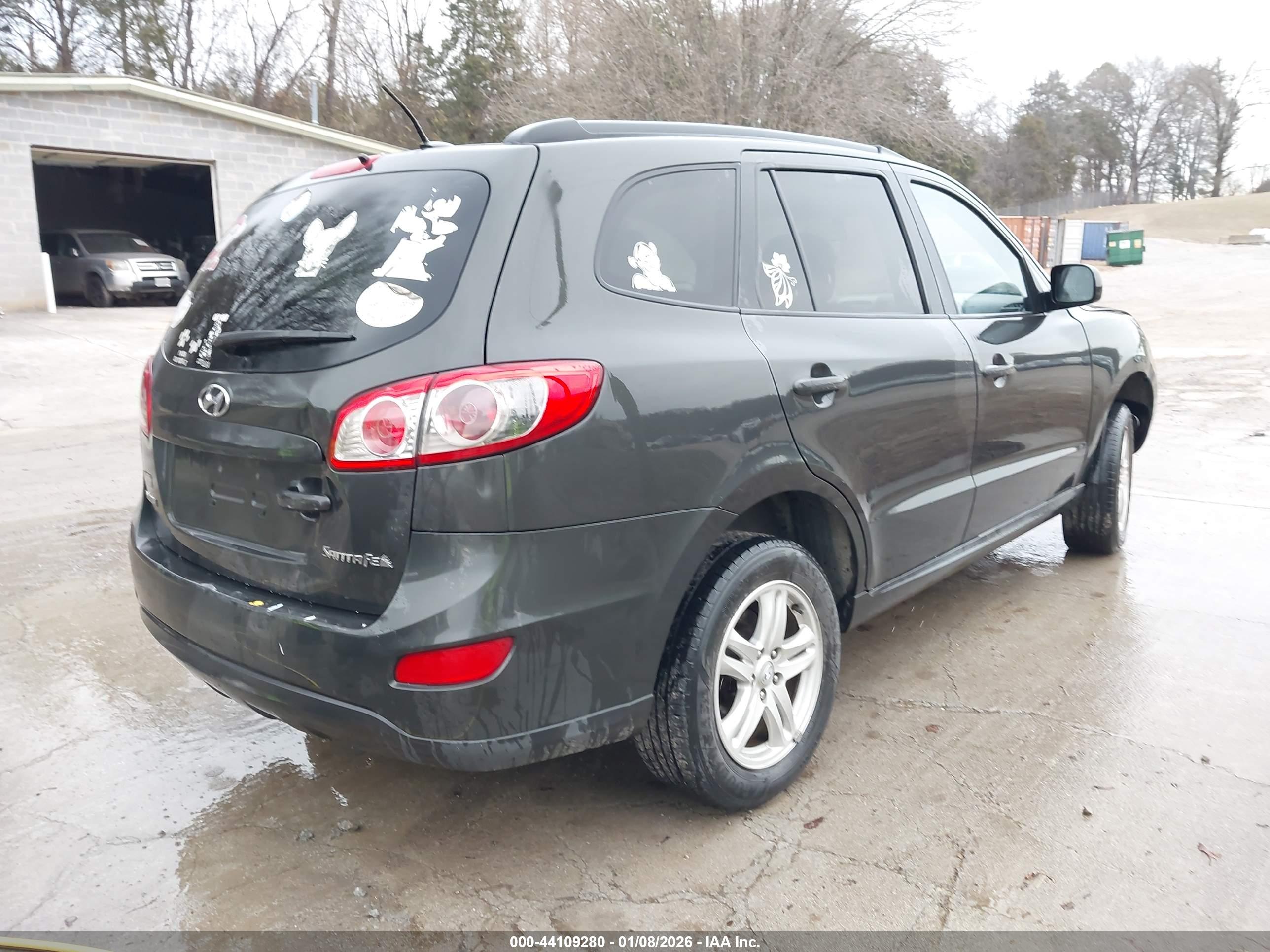 HYUNDAI SANTA image 4